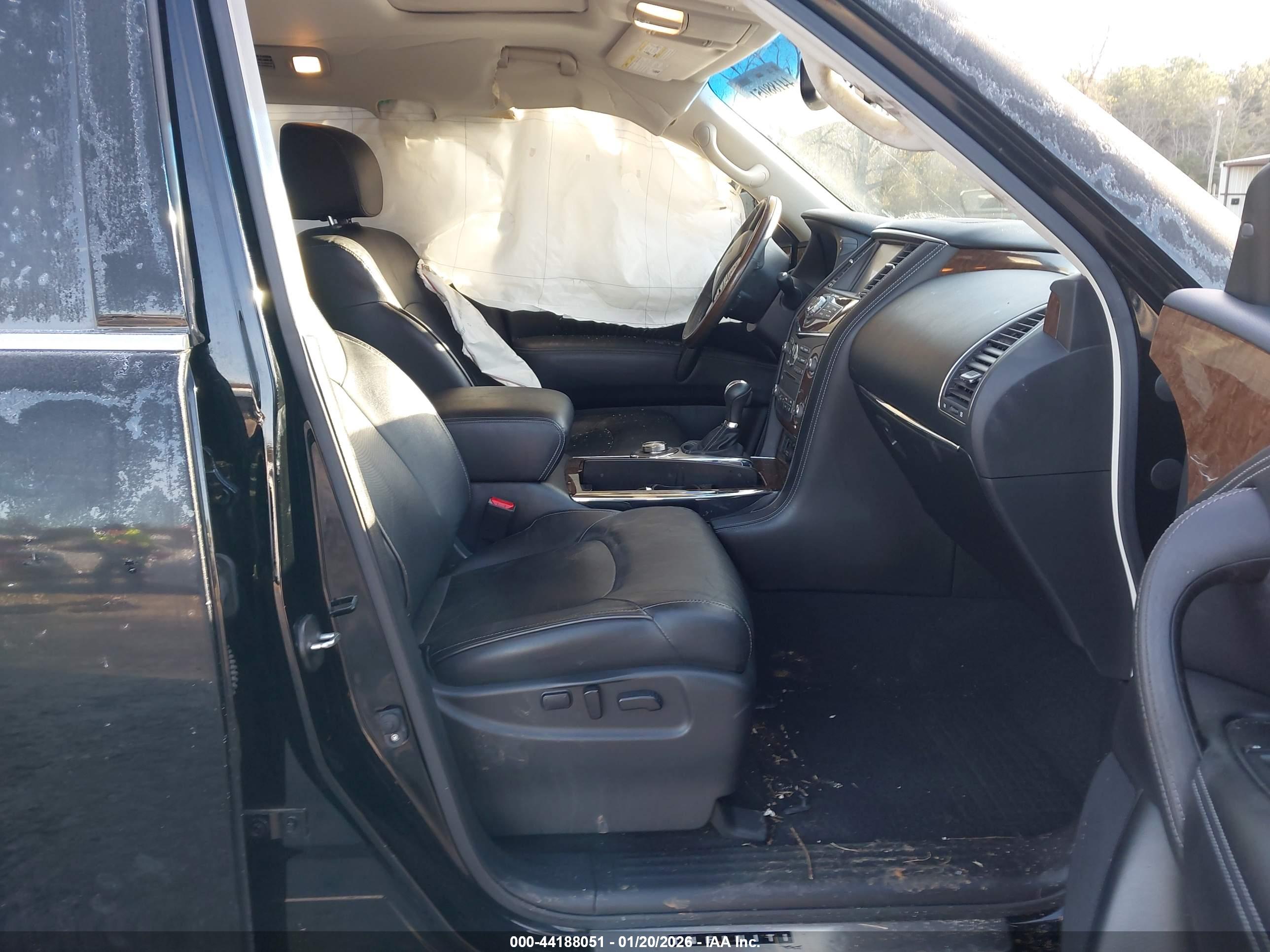 INFINITI QX80 image 5