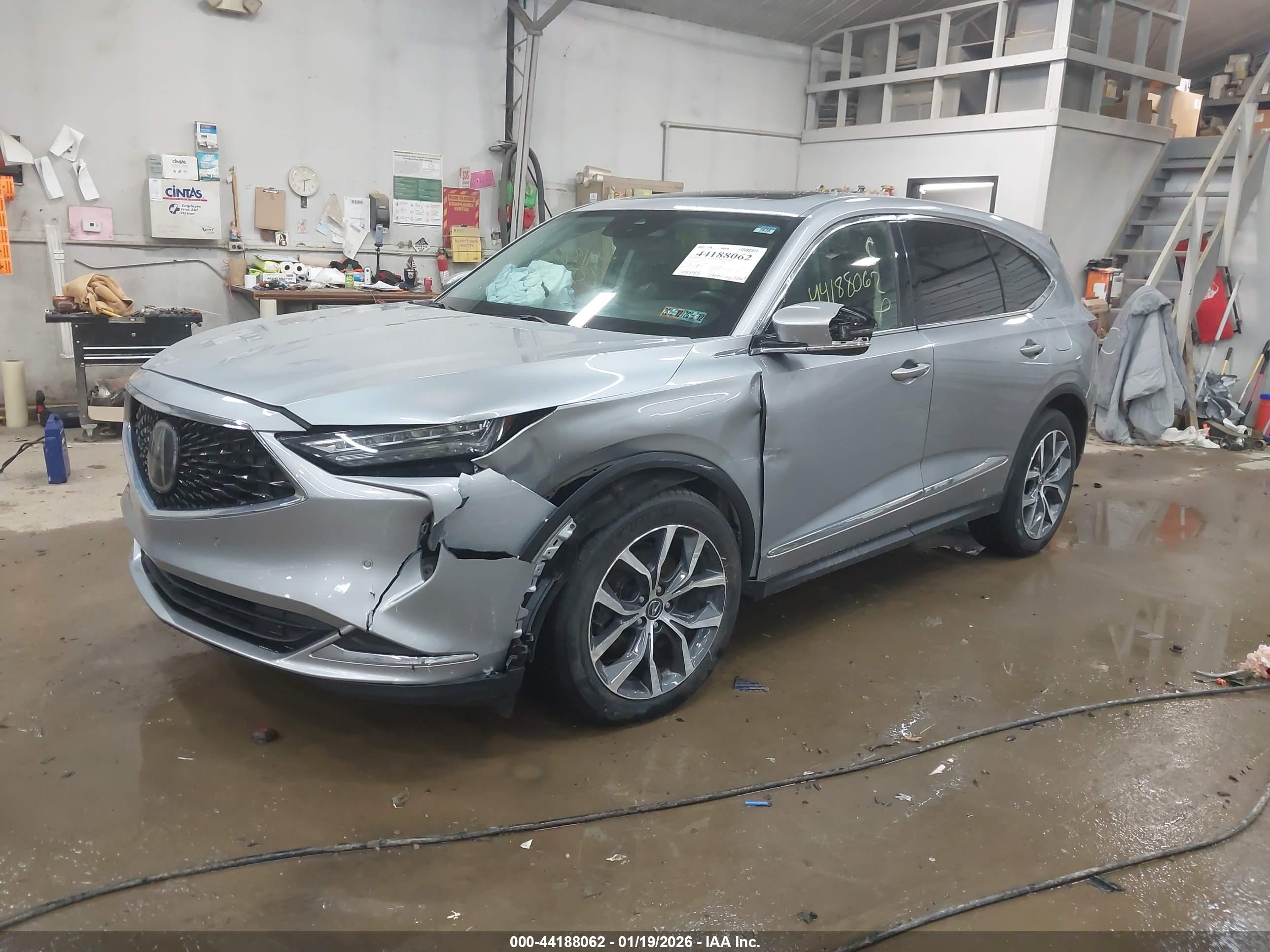 ACURA MDX image 2