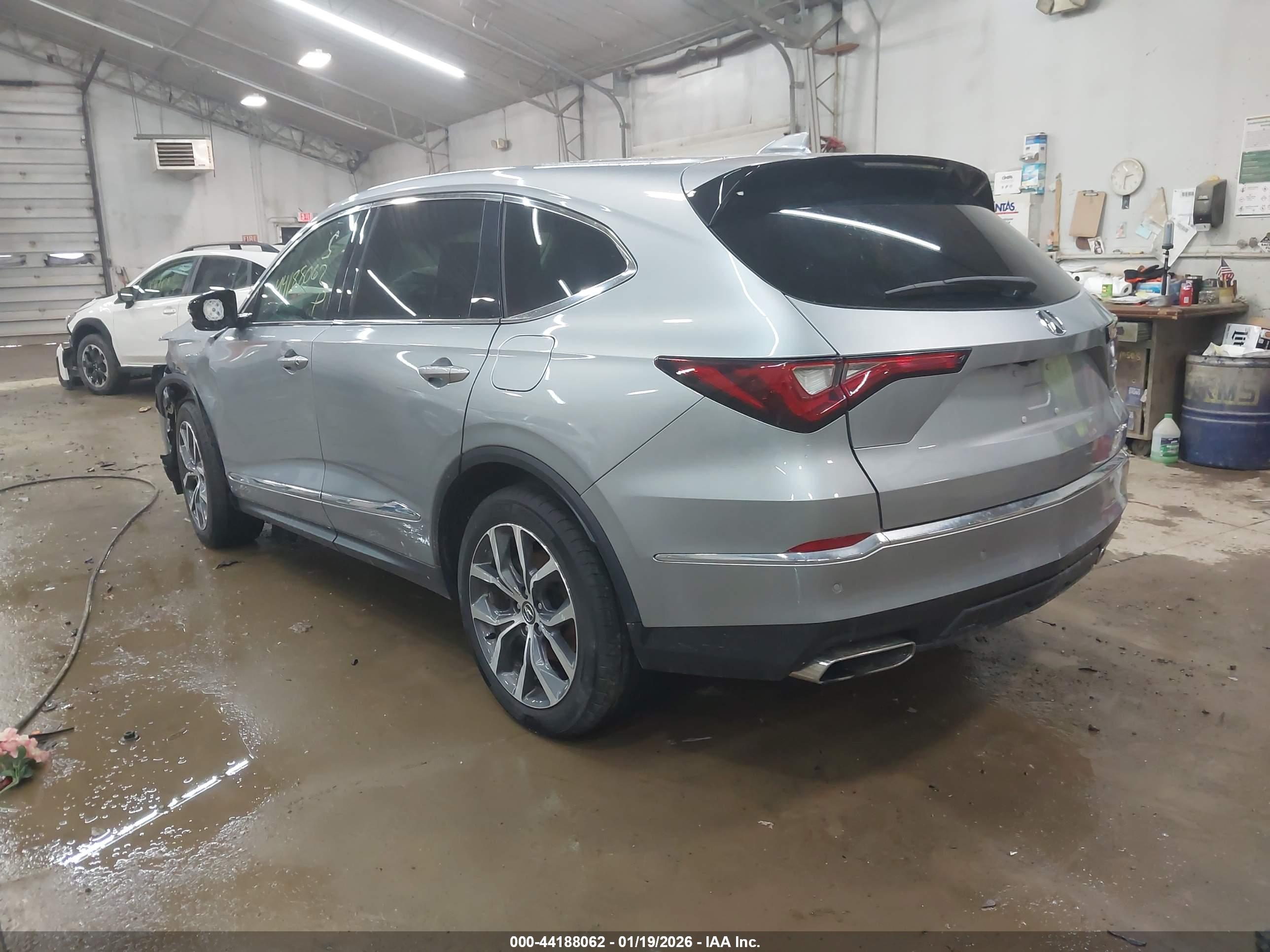 ACURA MDX image 3