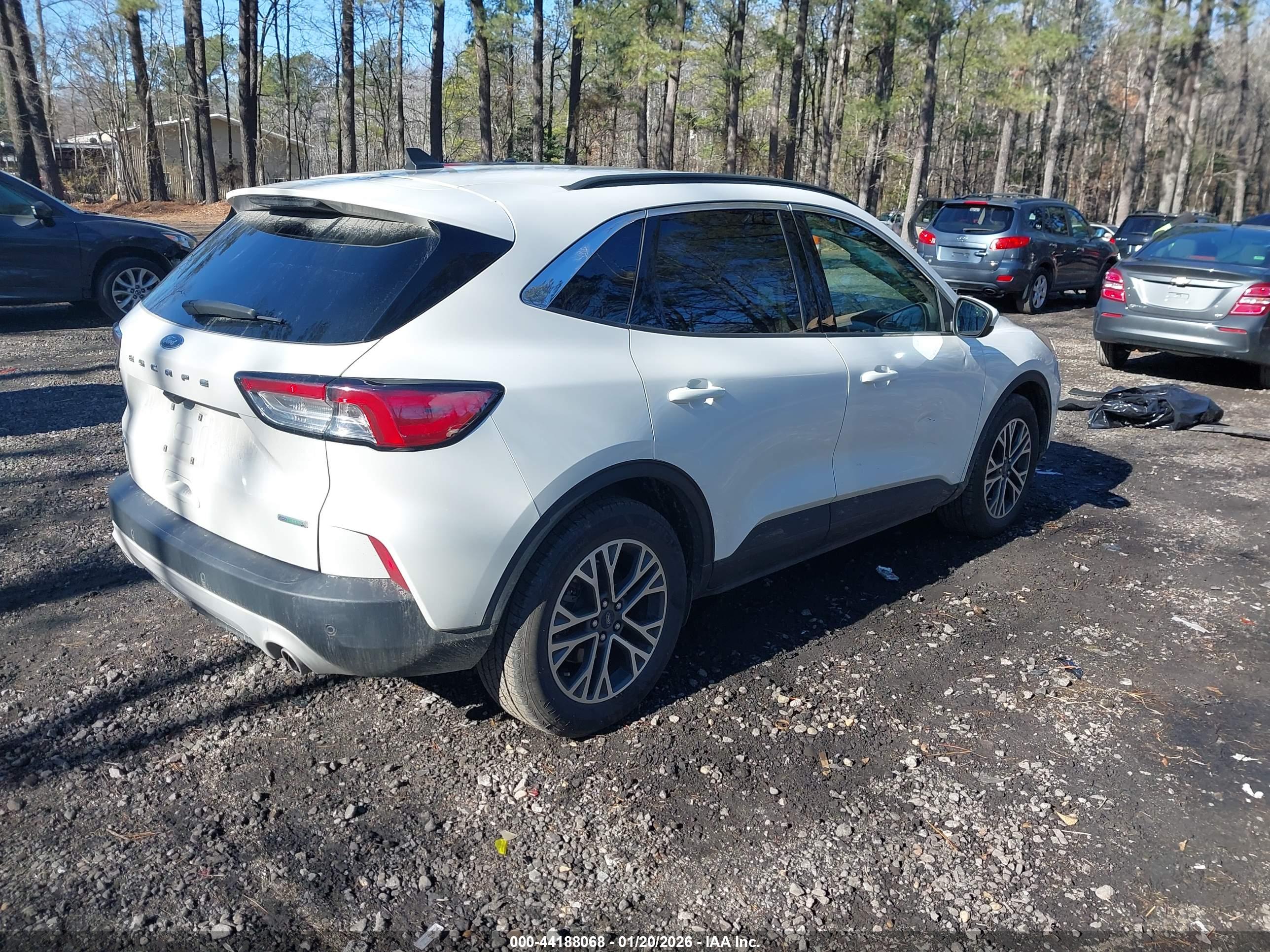 FORD ESCAPE image 4