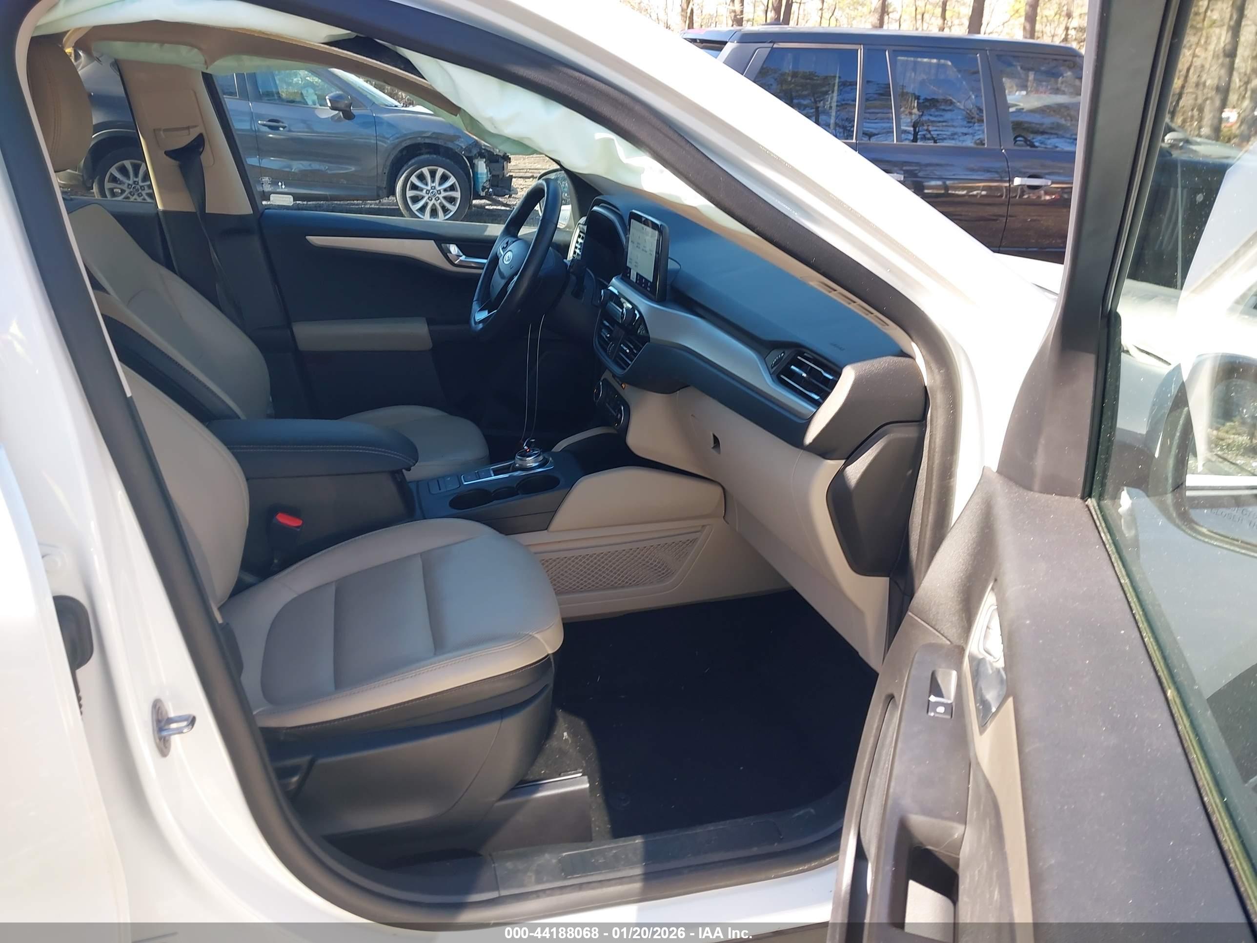 FORD ESCAPE image 5