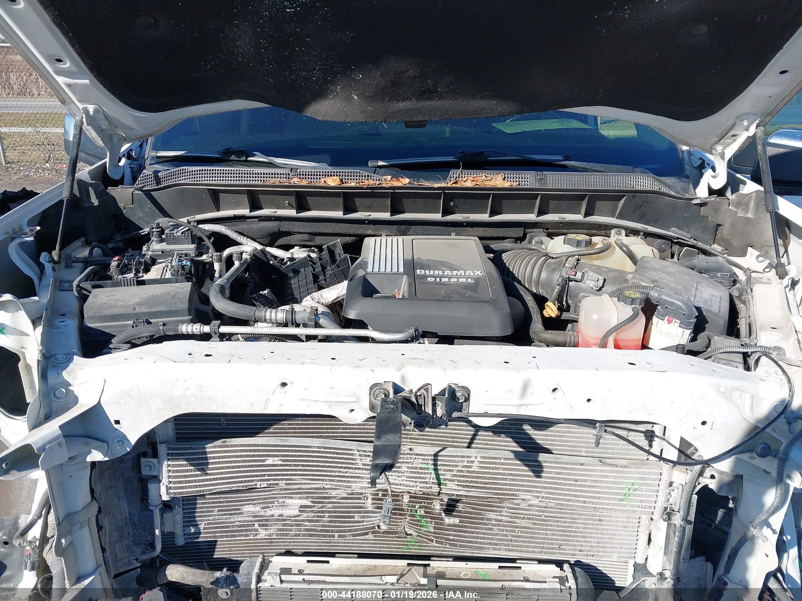 CHEVROLET SILVERADO image 10