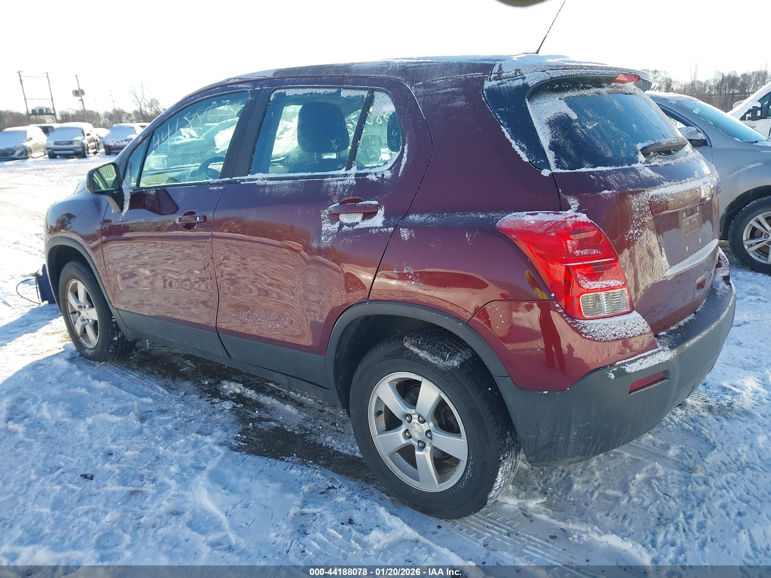 CHEVROLET TRAX image 3