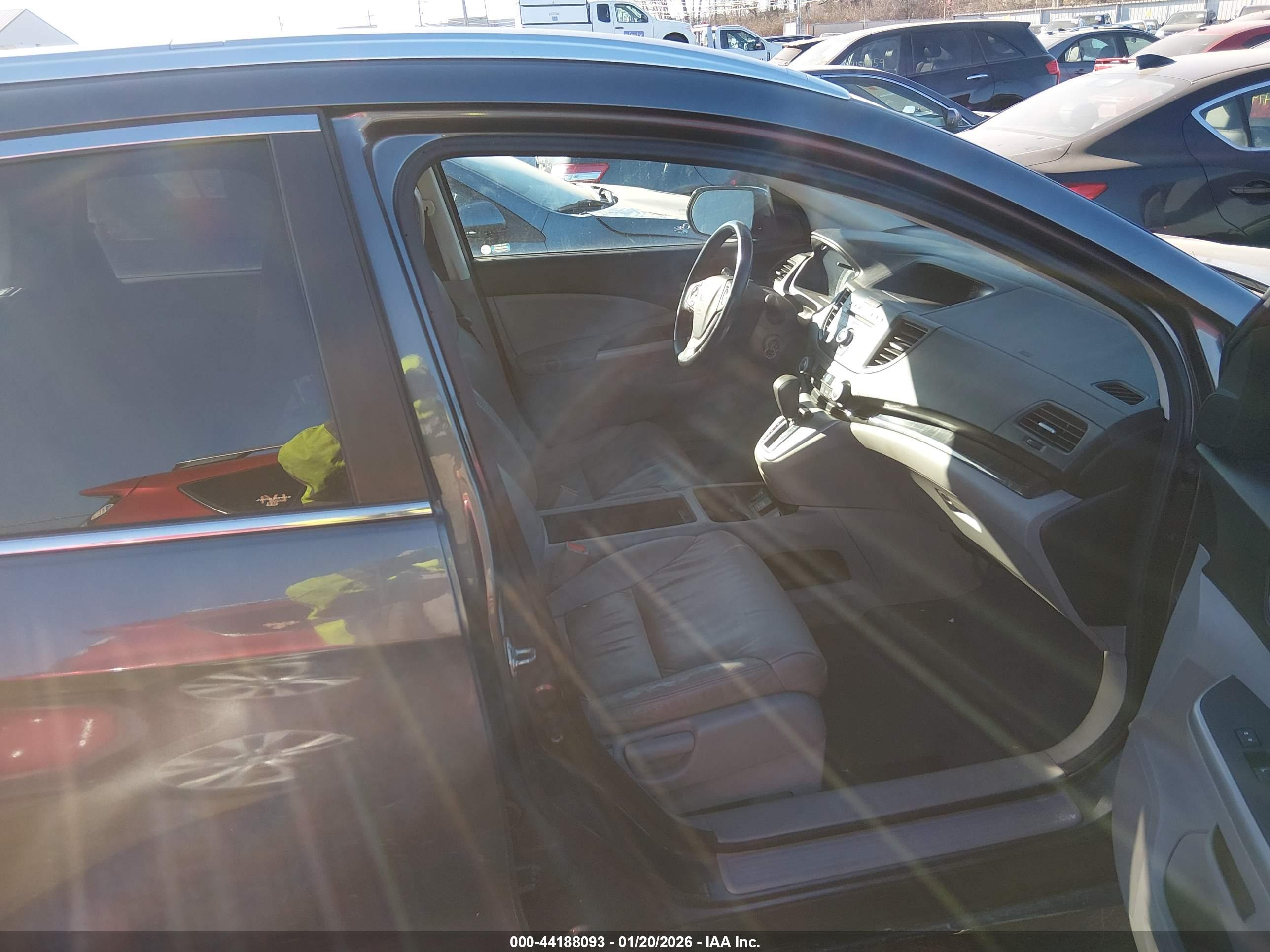 HONDA CR-V image 5