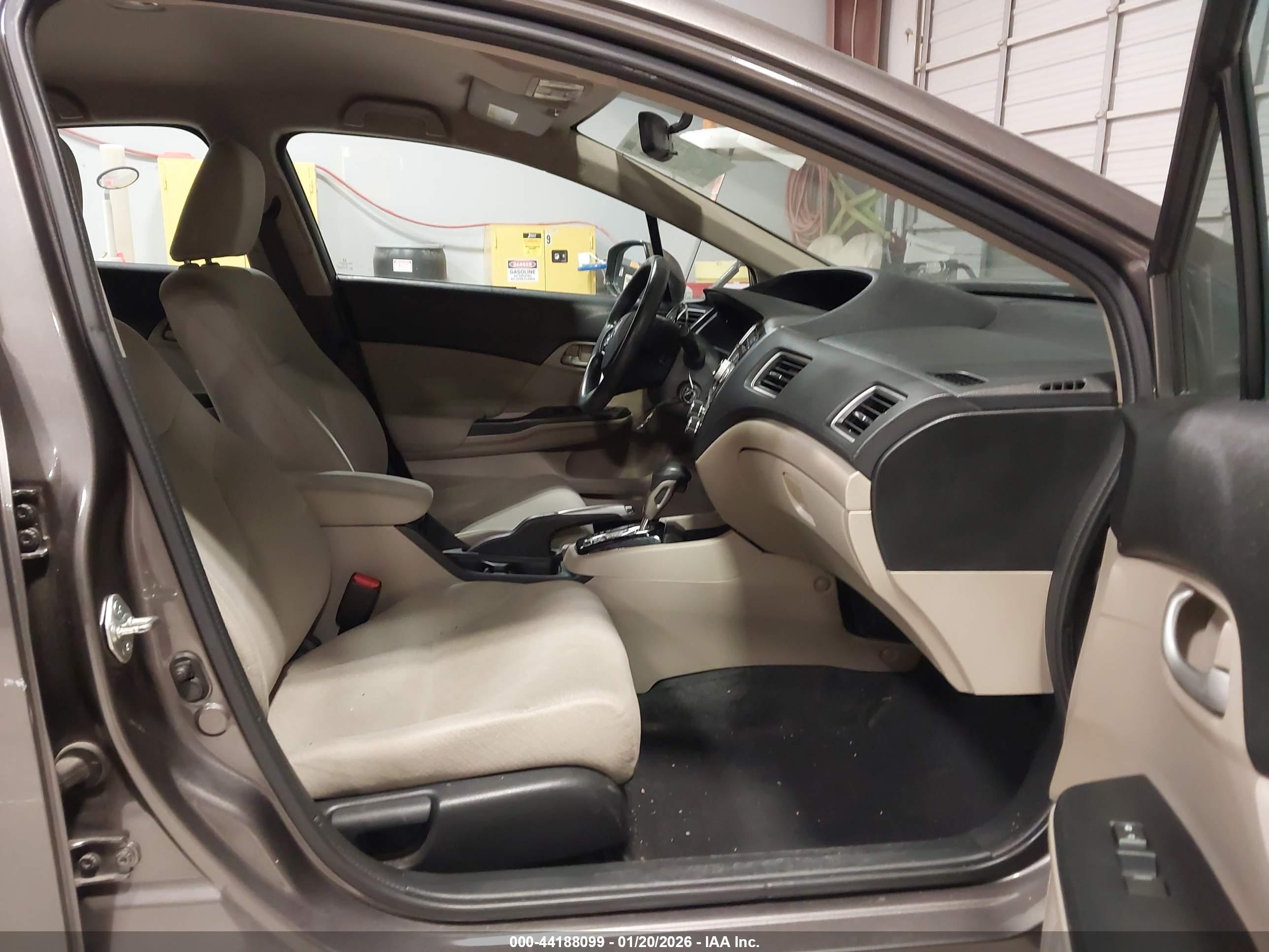 HONDA CIVIC image 5