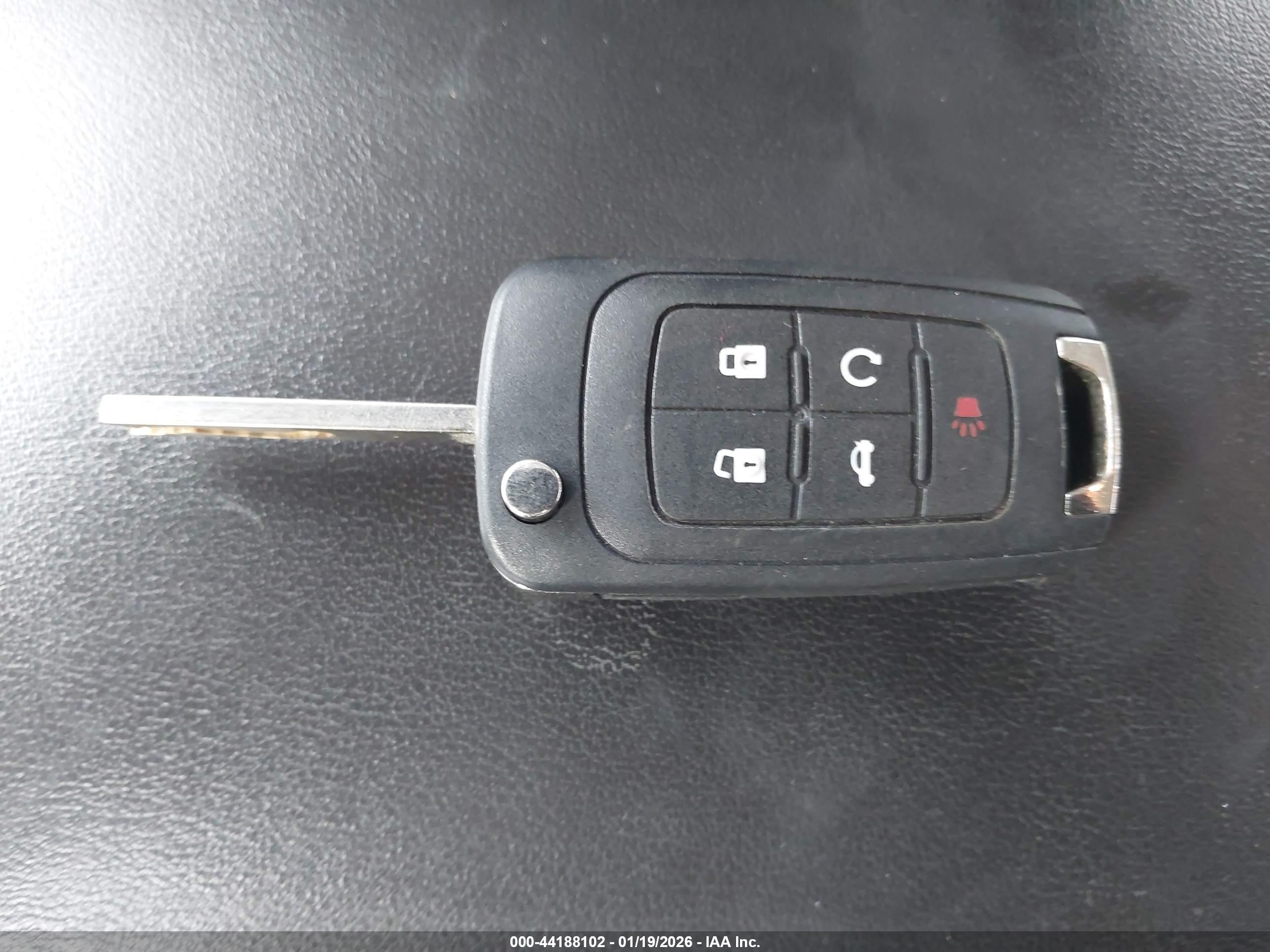 CHEVROLET EQUINOX image 11