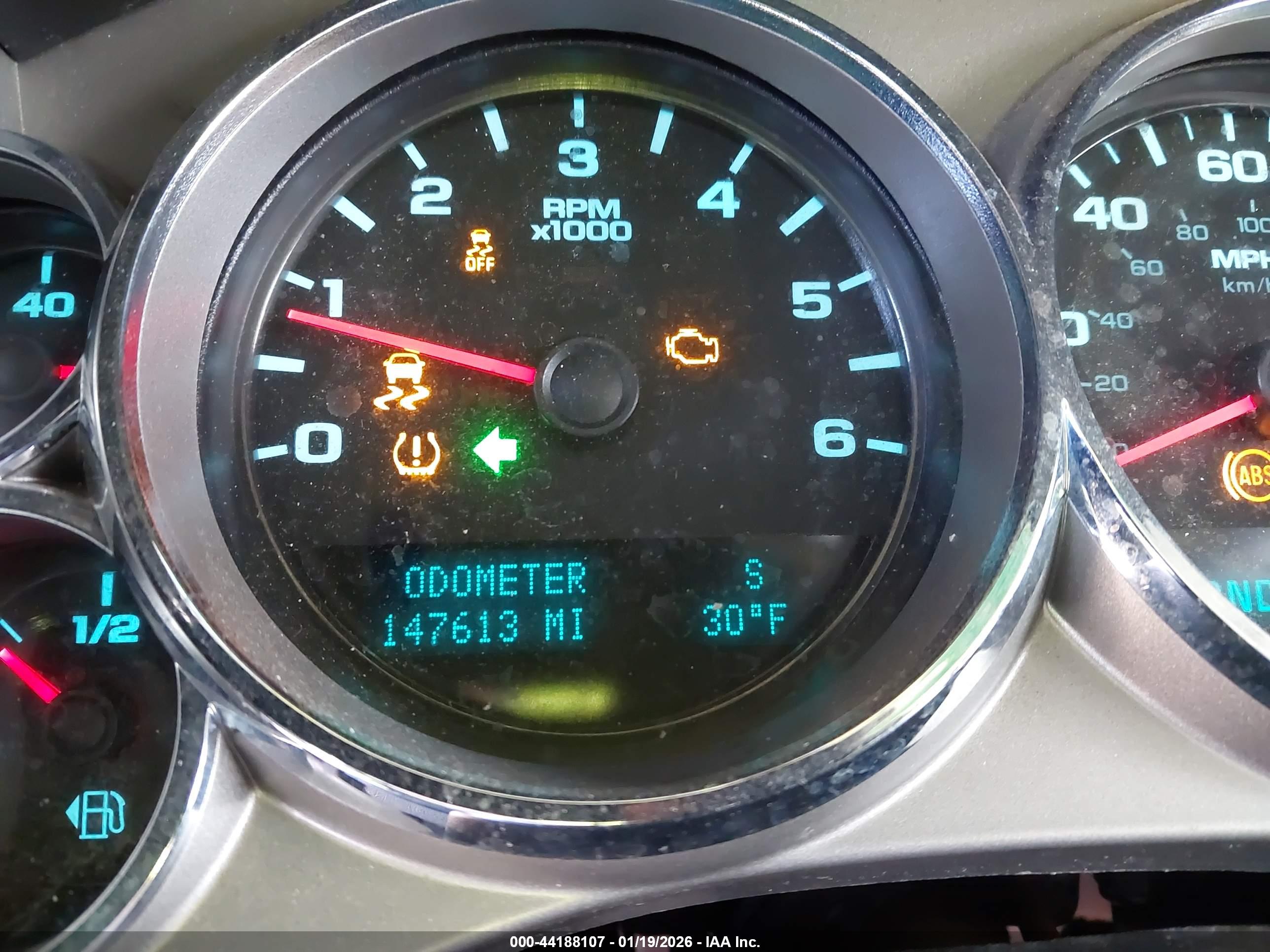 CHEVROLET SILVERADO image 7
