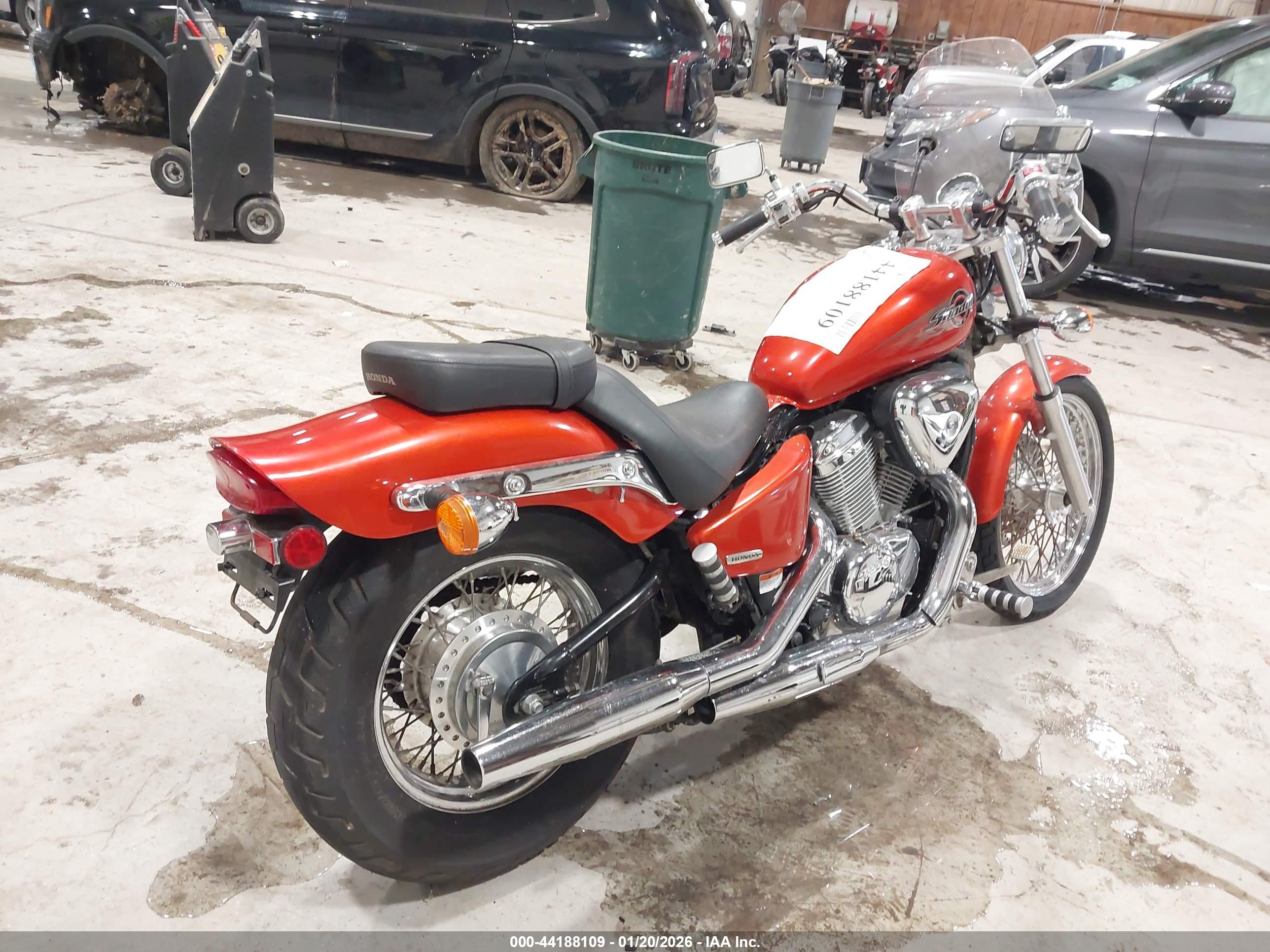 HONDA VT600 image 4