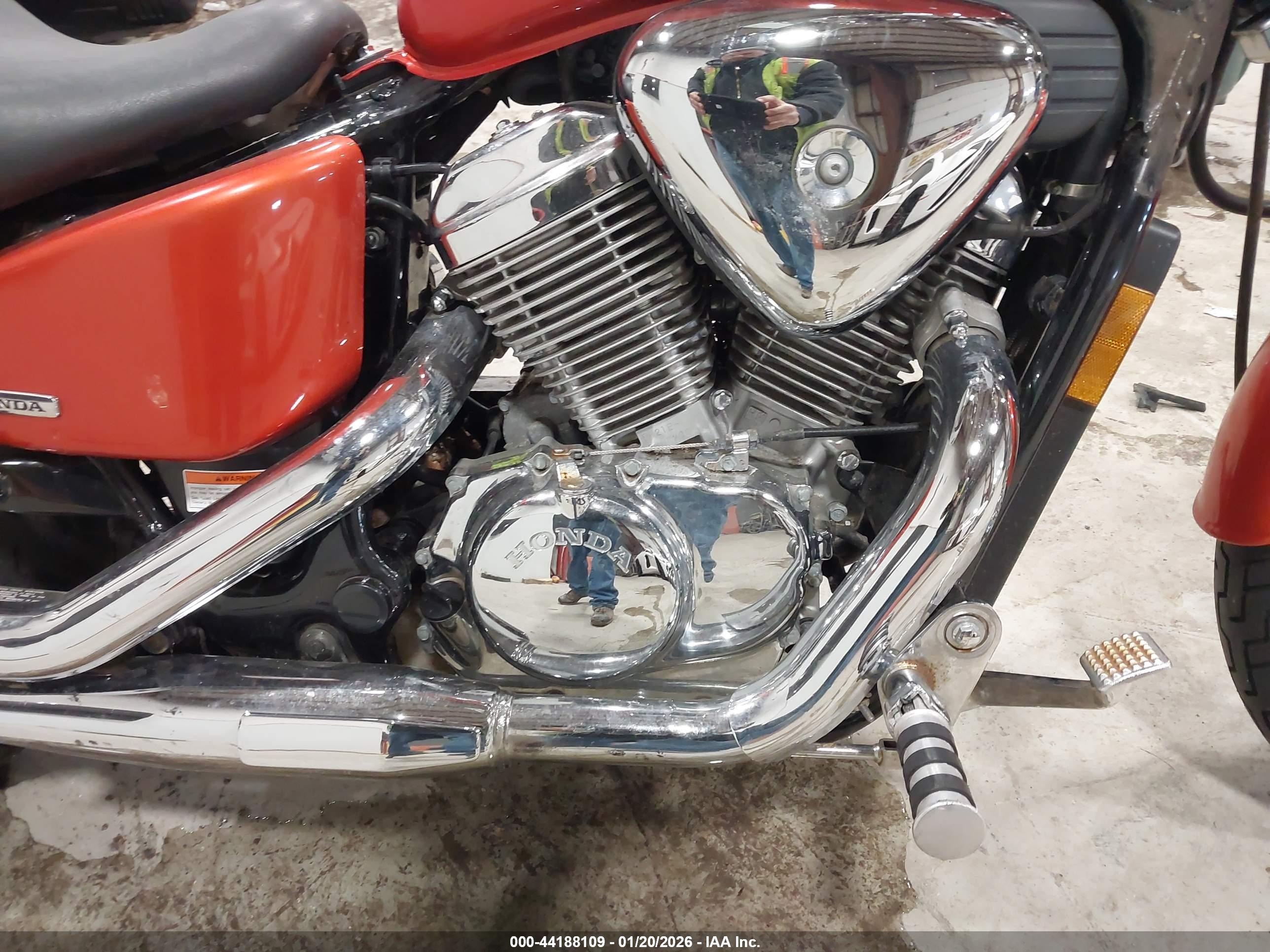 HONDA VT600 image 8
