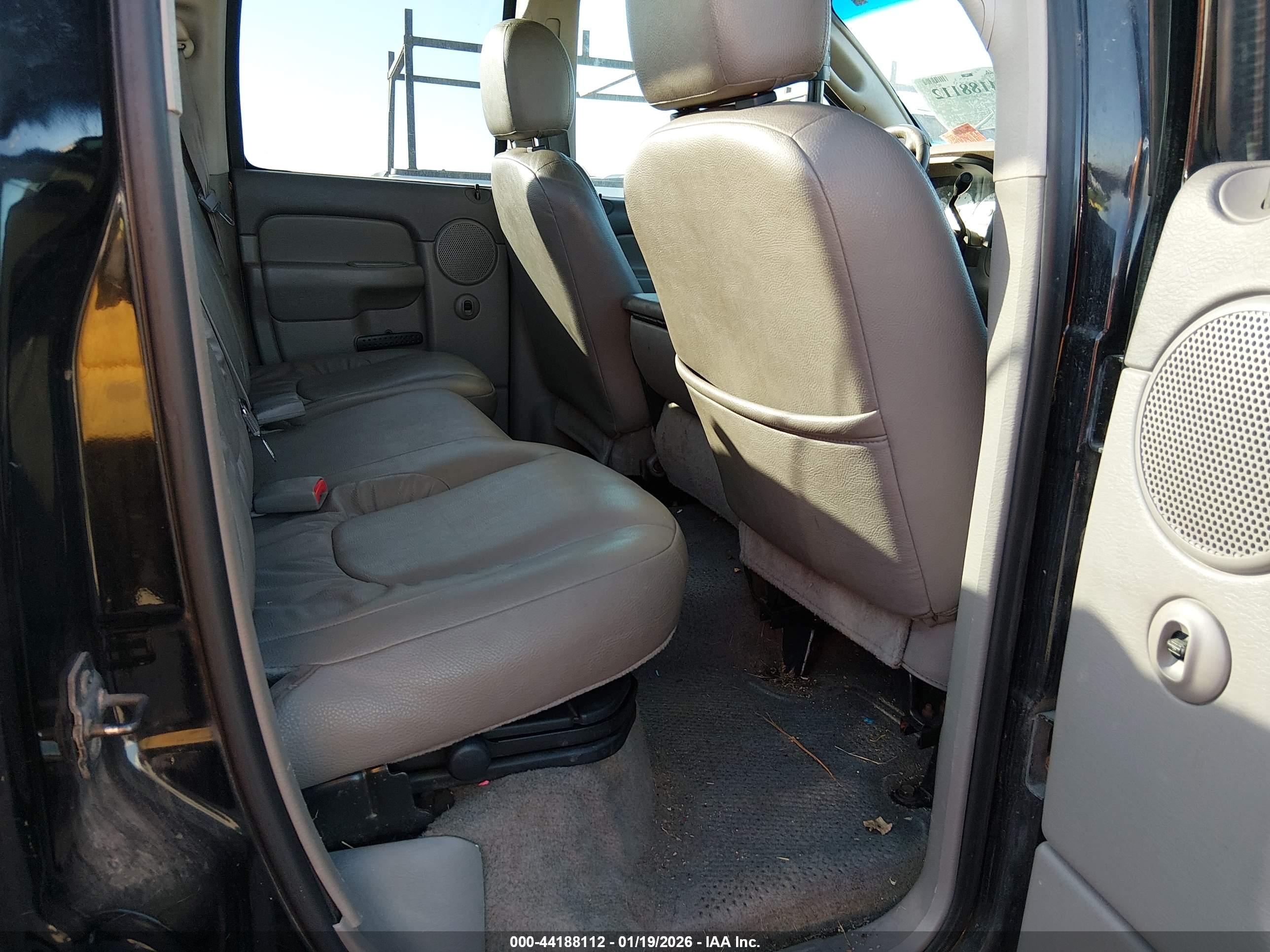 DODGE RAM image 8