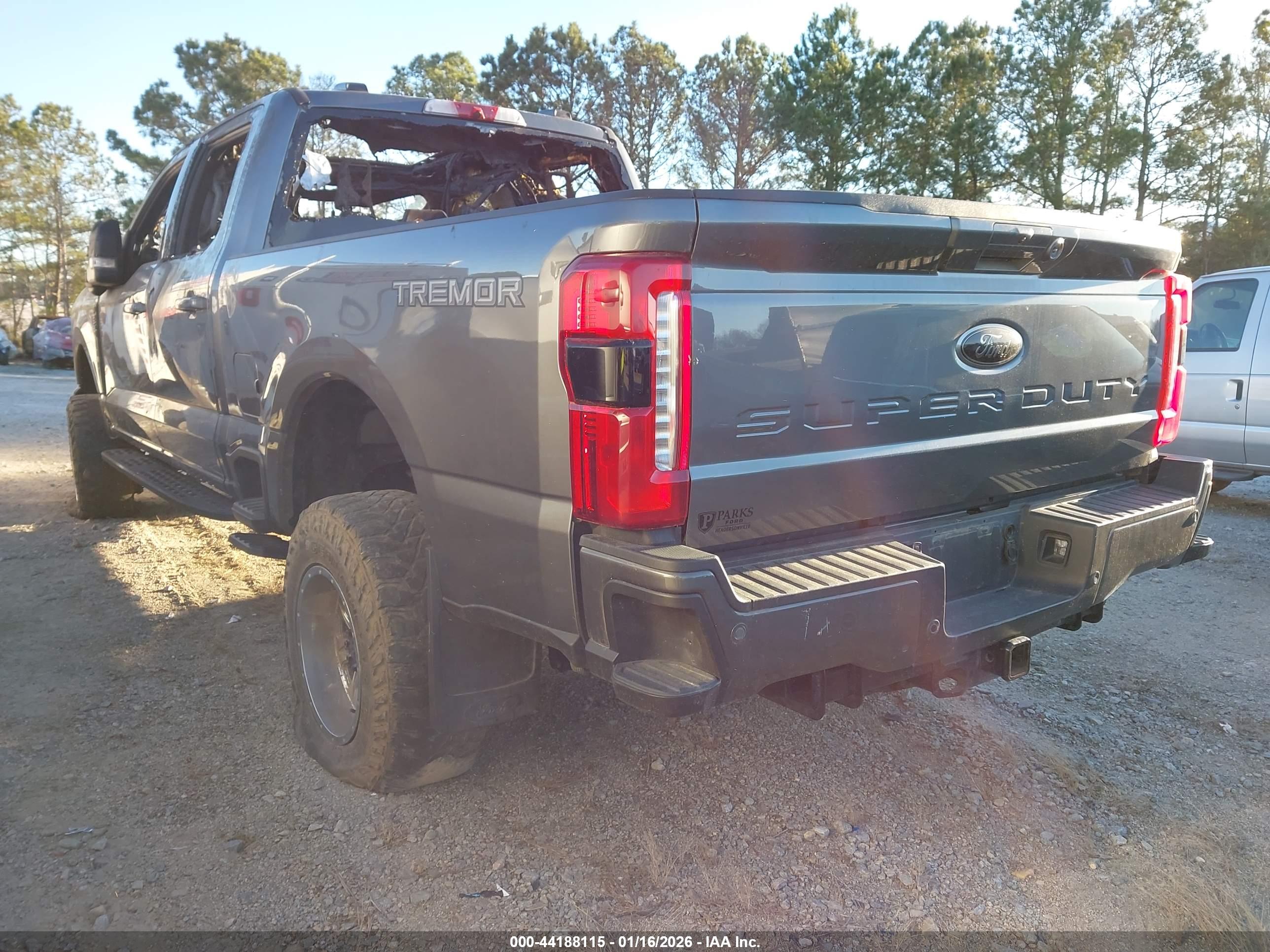 FORD F-250 image 3