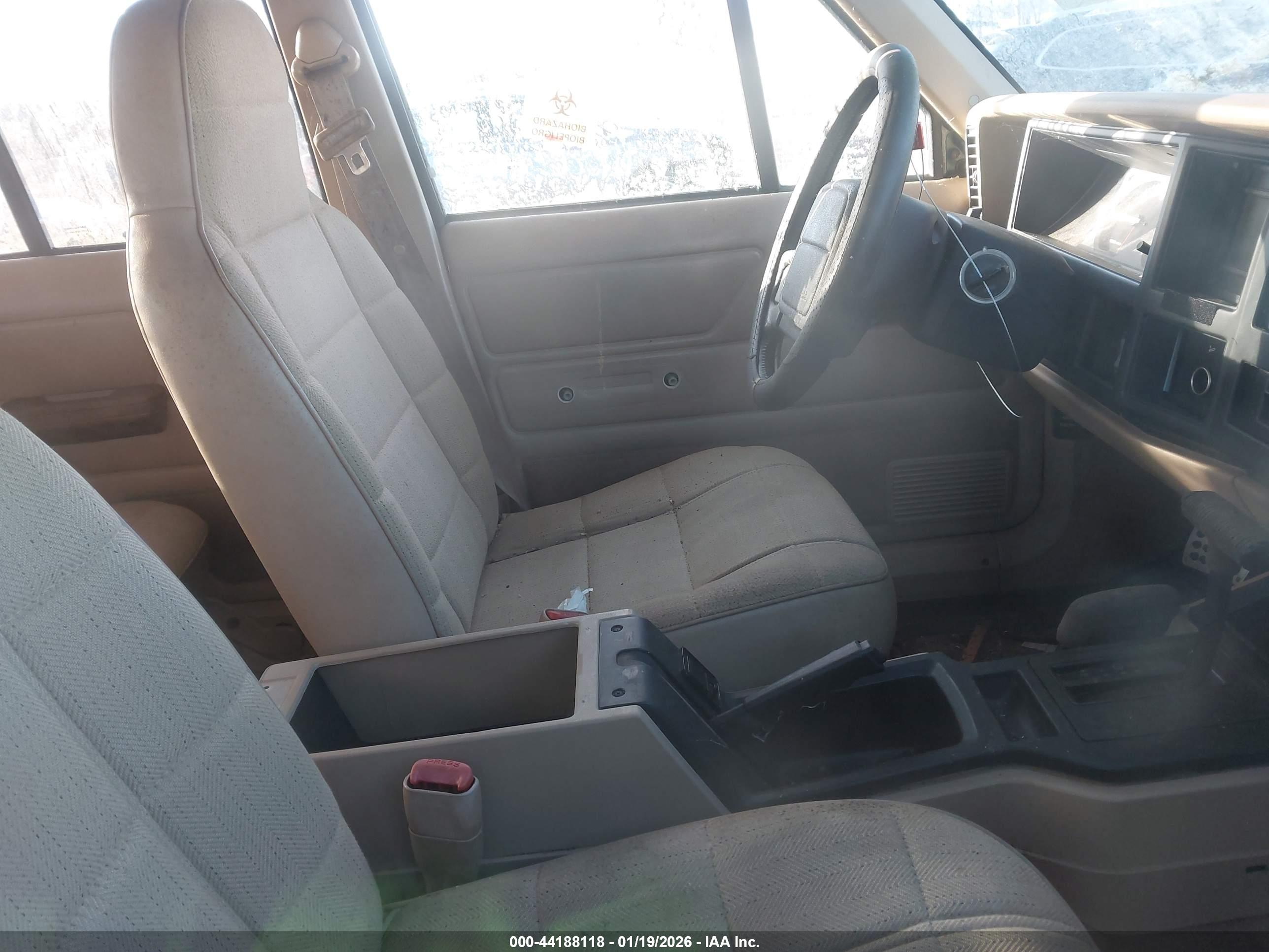 JEEP CHEROKEE image 5
