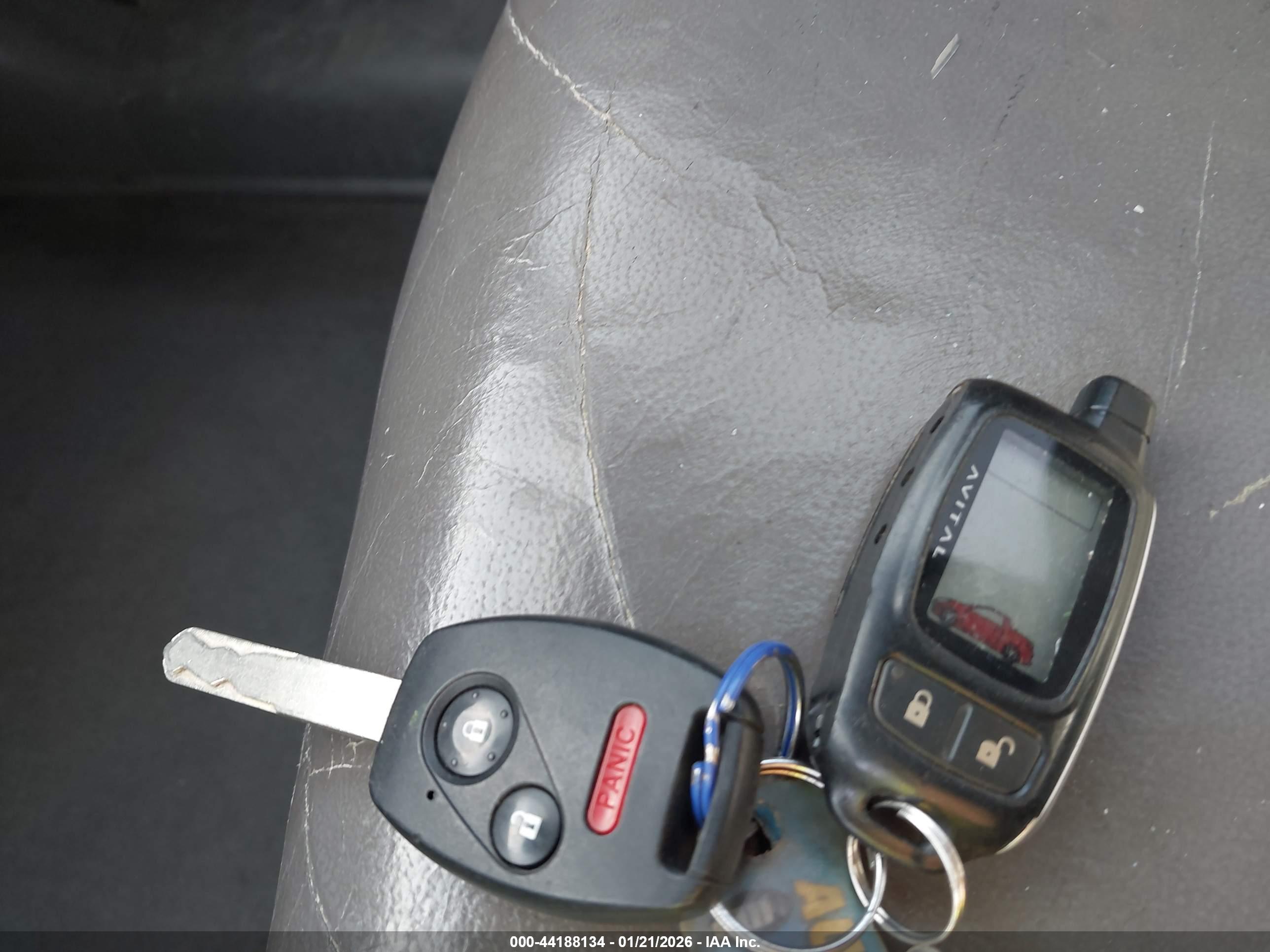 HONDA CR-V image 11