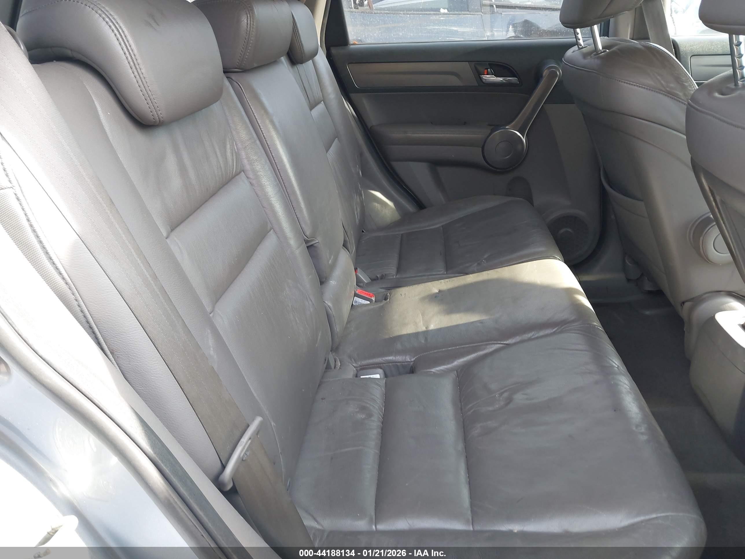 HONDA CR-V image 8