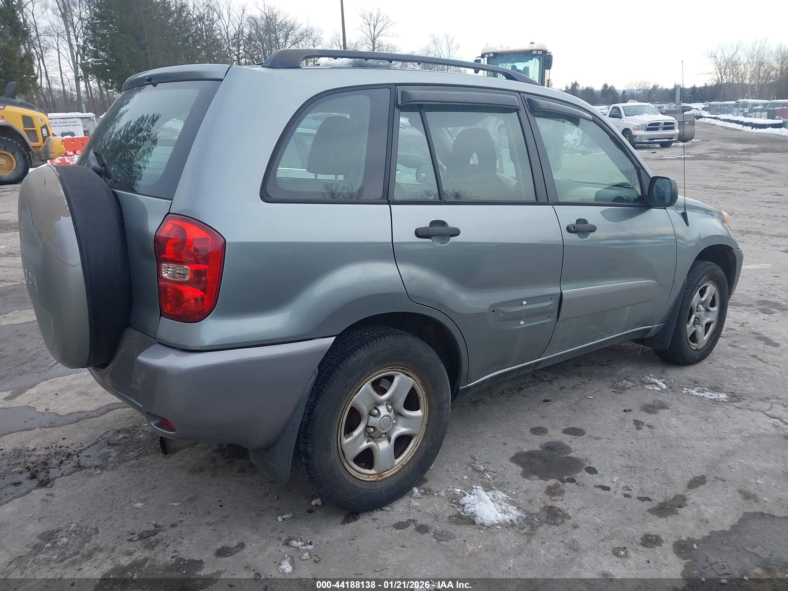 TOYOTA RAV4 image 4