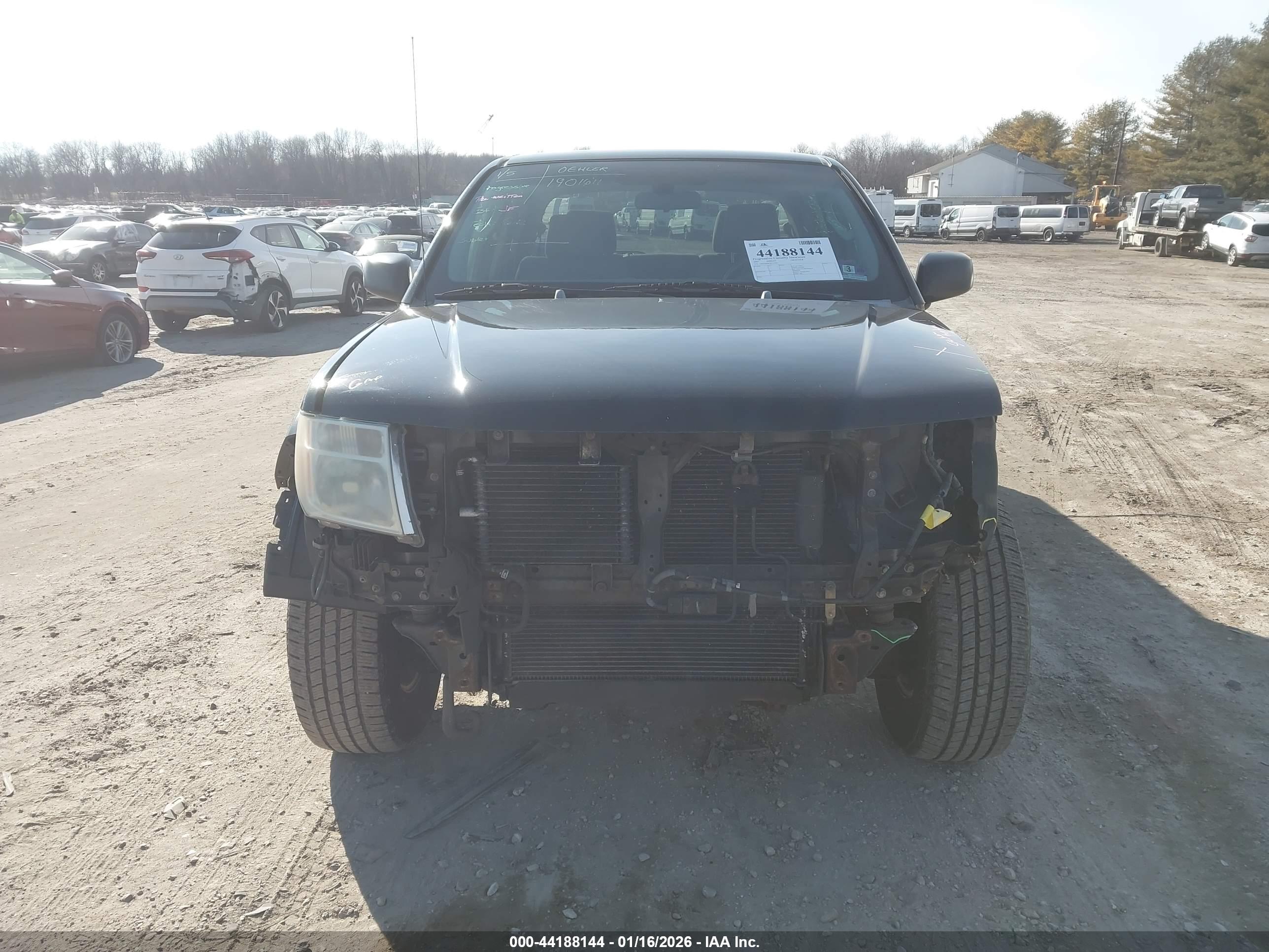 NISSAN FRONTIER image 6