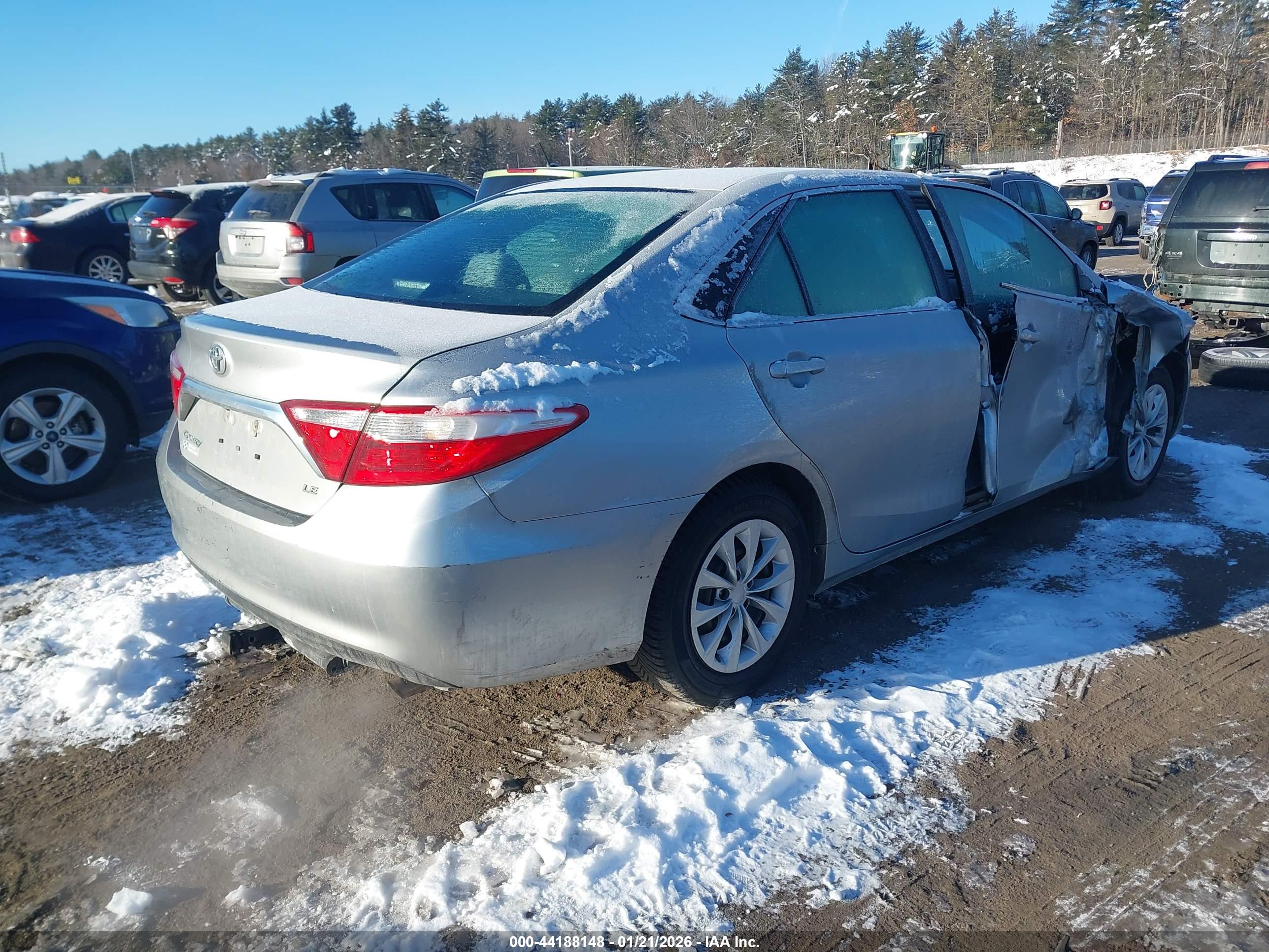TOYOTA CAMRY image 4