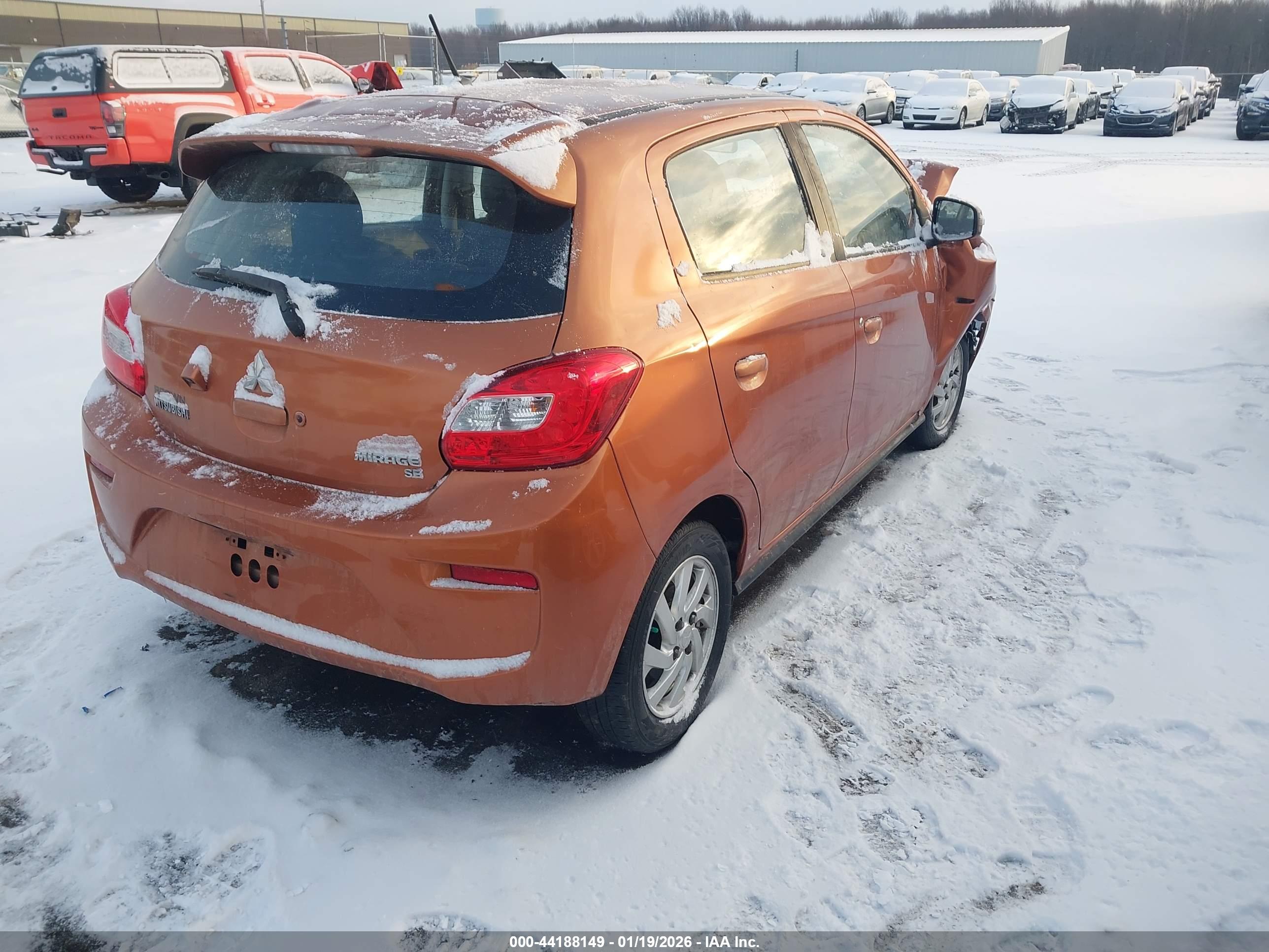 MITSUBISHI MIRAGE image 4