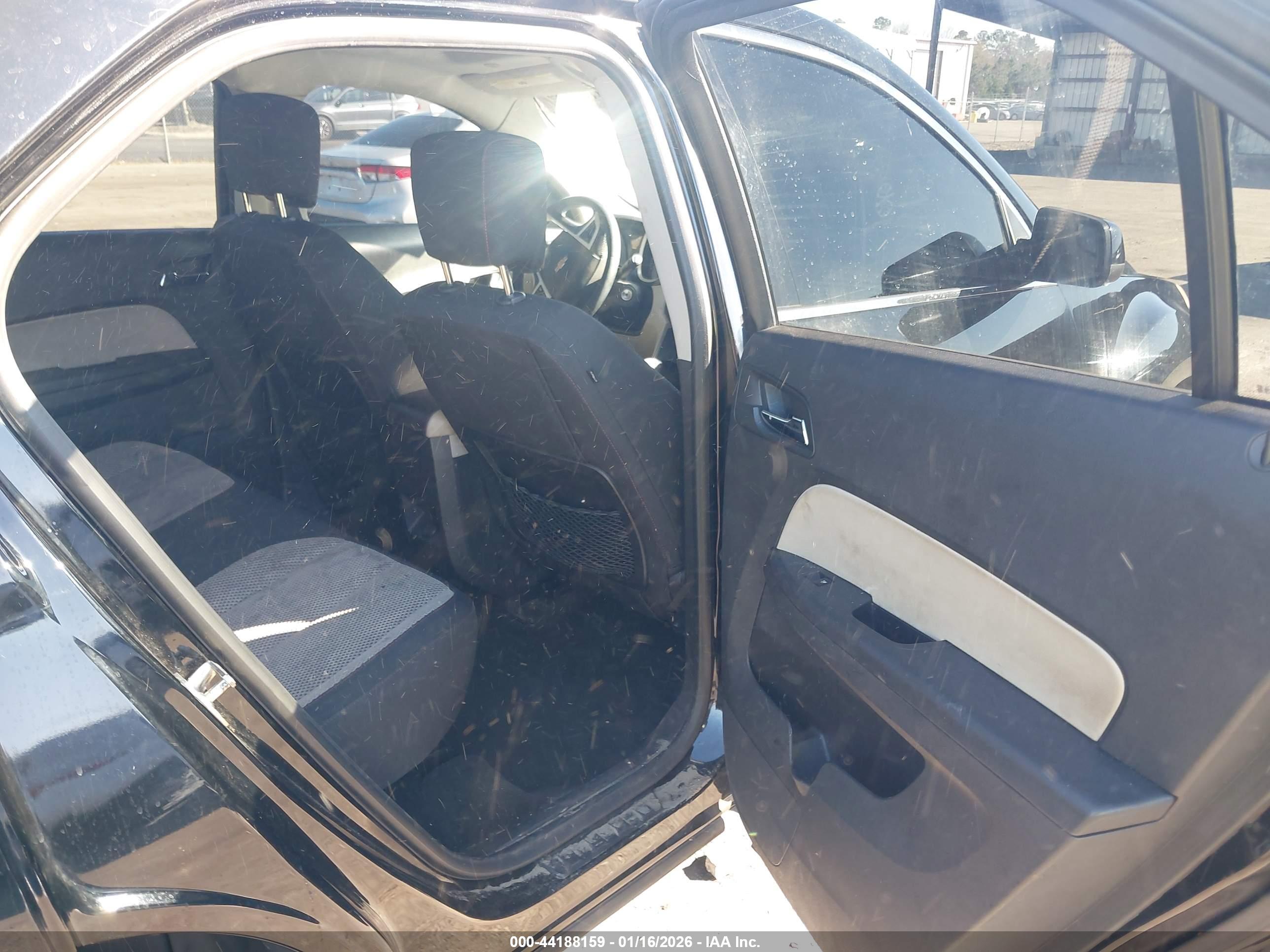 CHEVROLET EQUINOX image 8