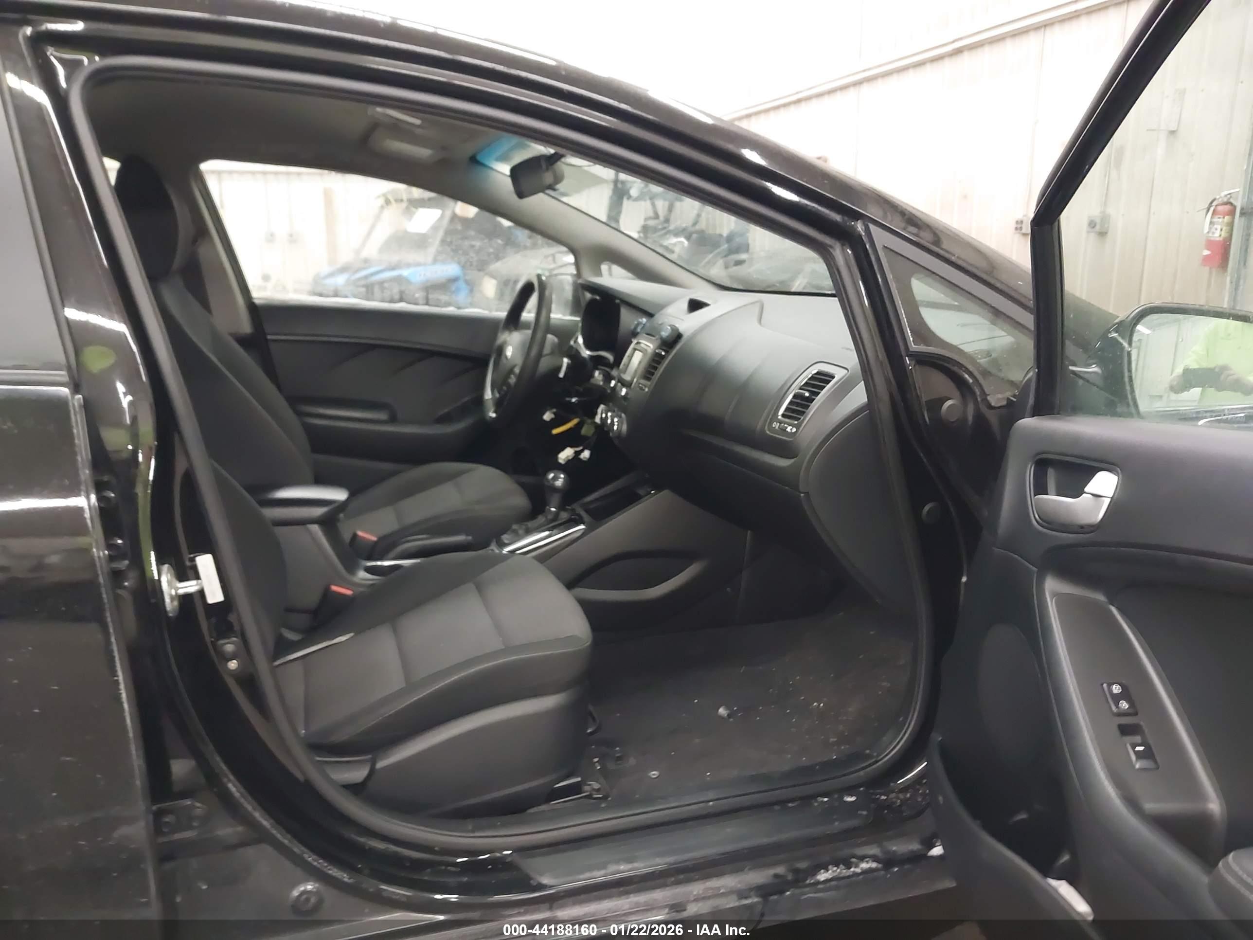 KIA FORTE image 5