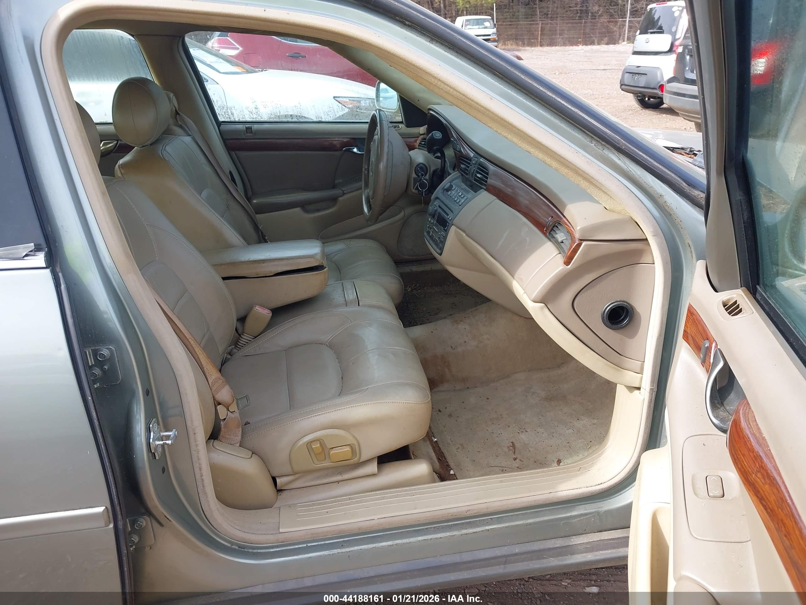CADILLAC DEVILLE image 5