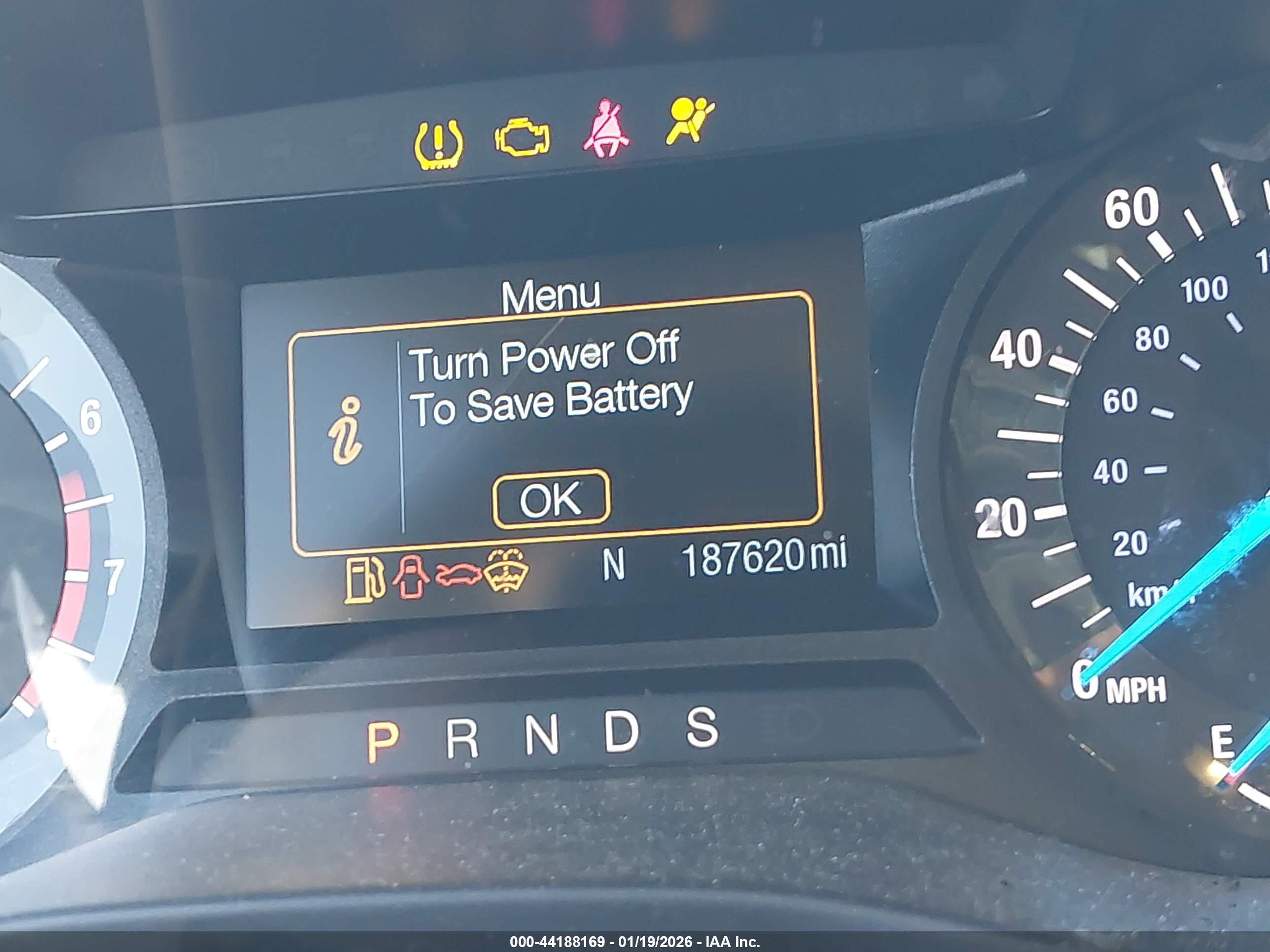 FORD FUSION image 7