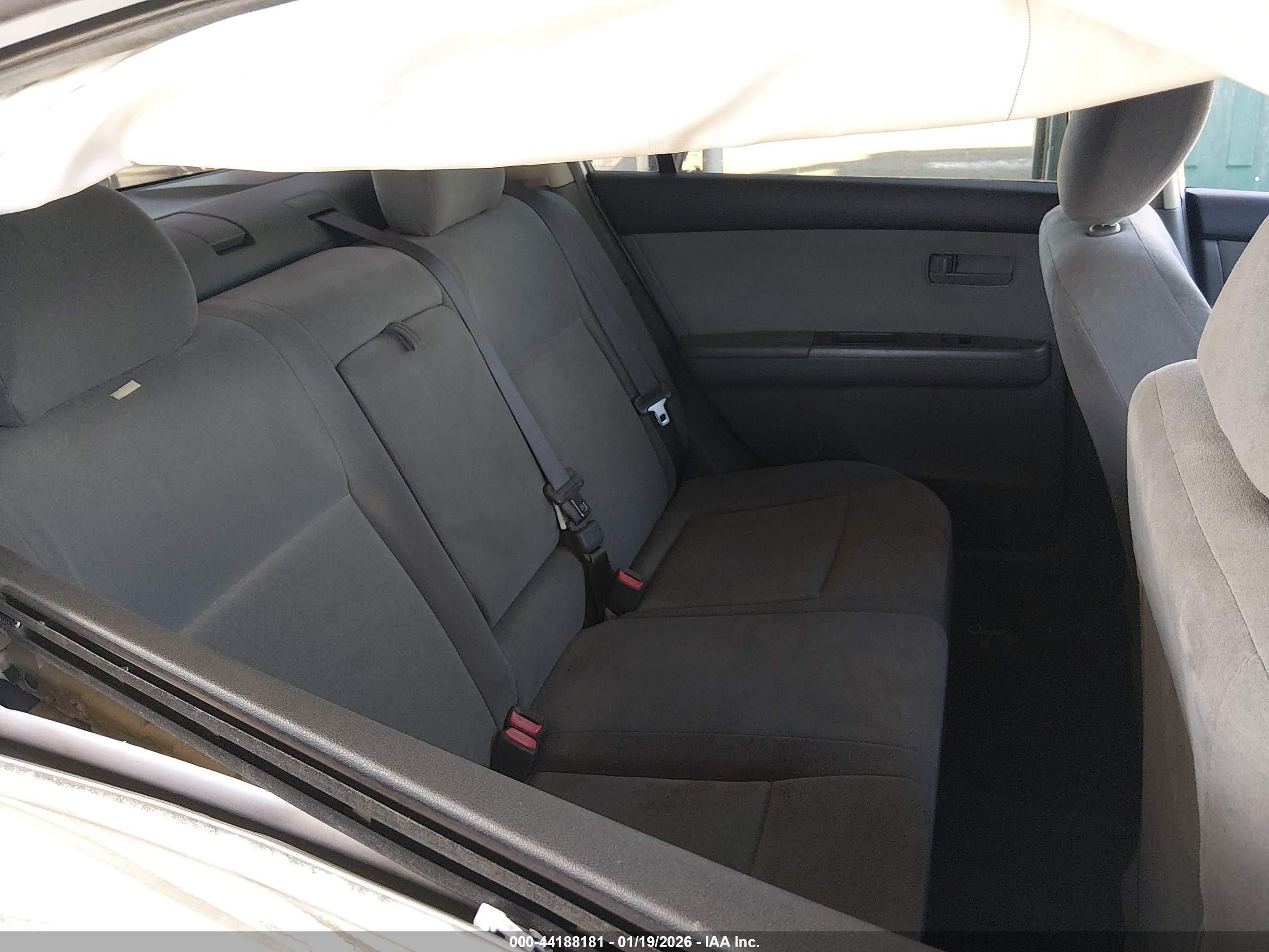 NISSAN SENTRA image 8