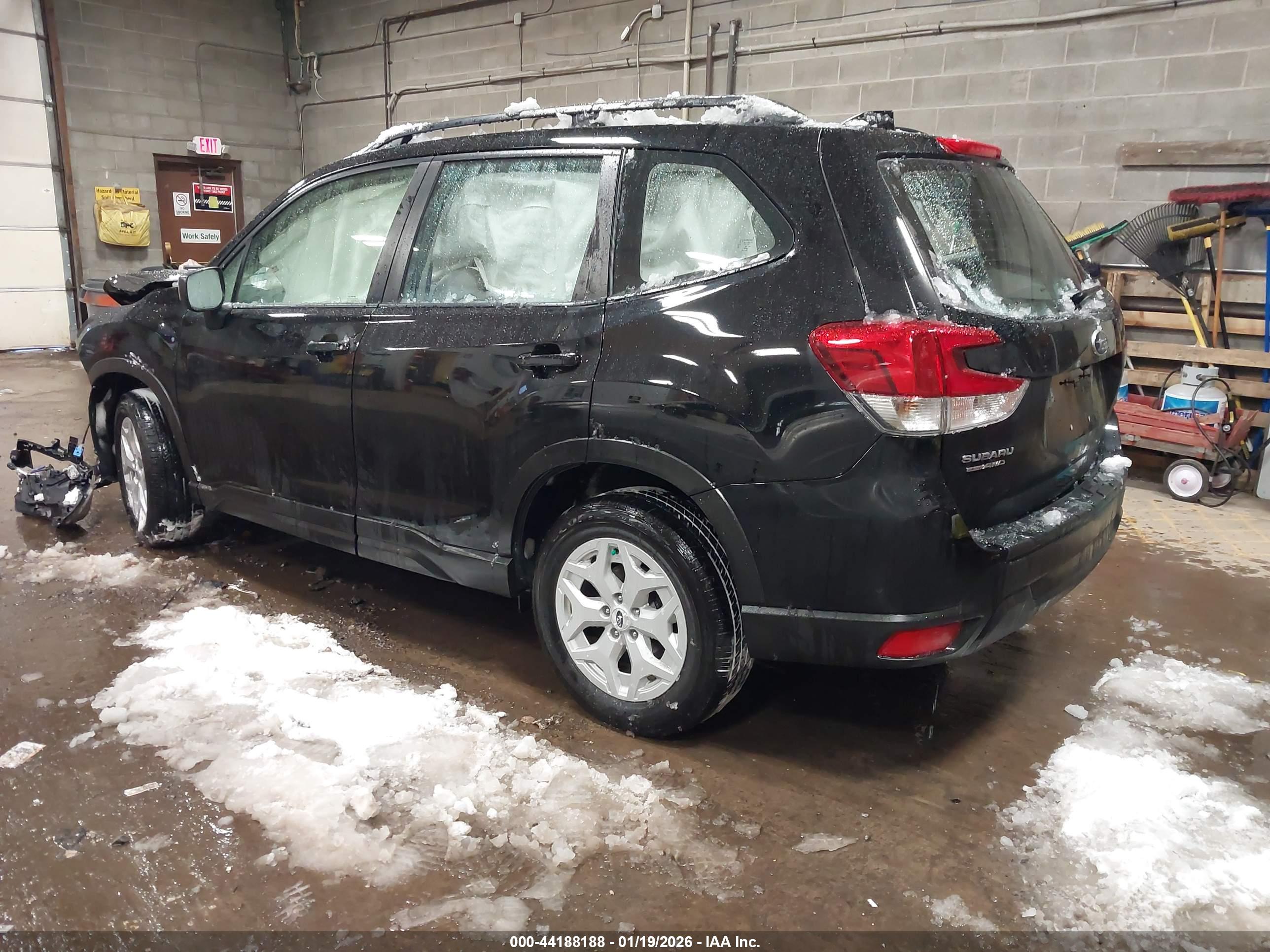 SUBARU FORESTER image 3