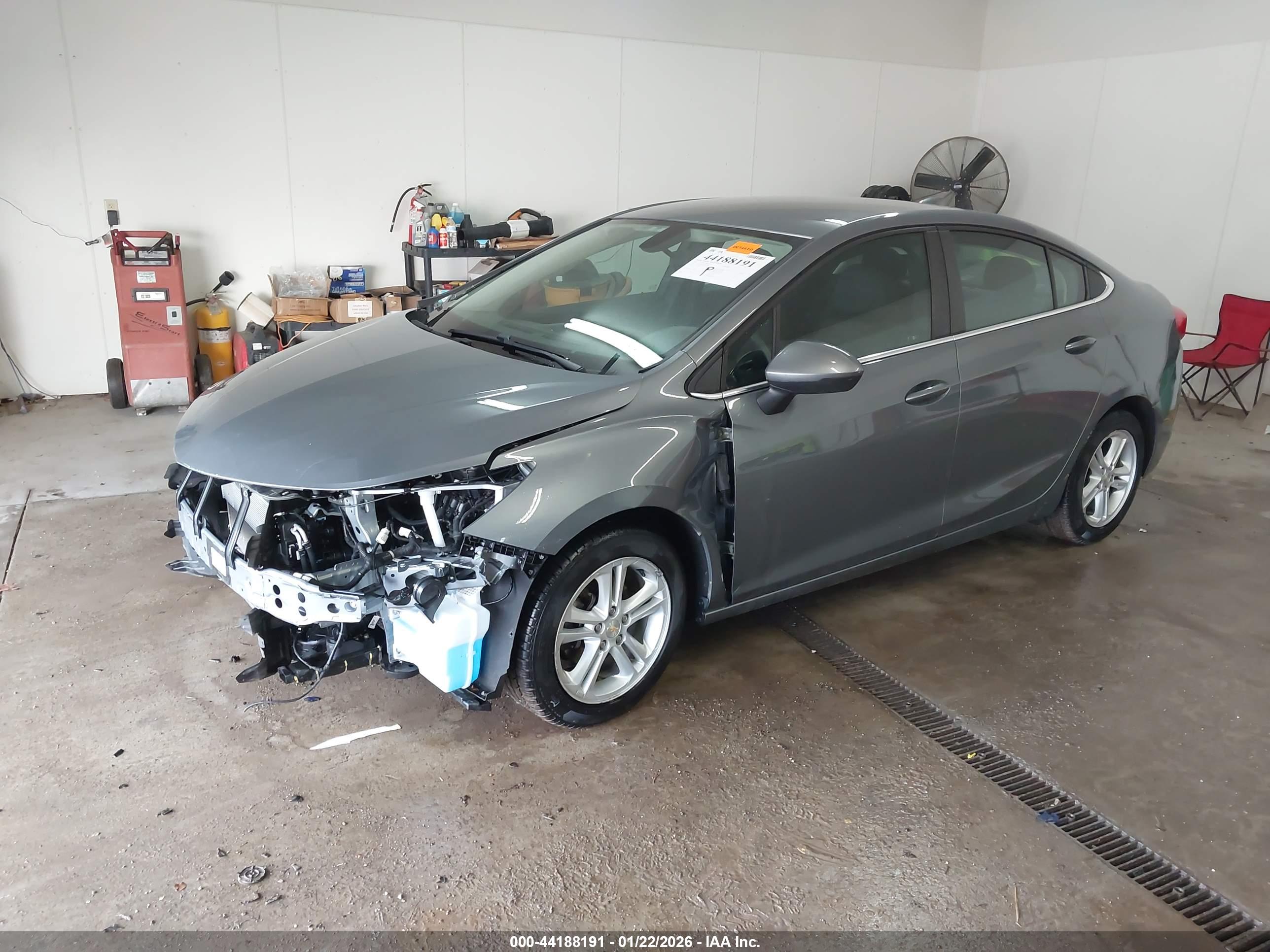 CHEVROLET CRUZE image 2