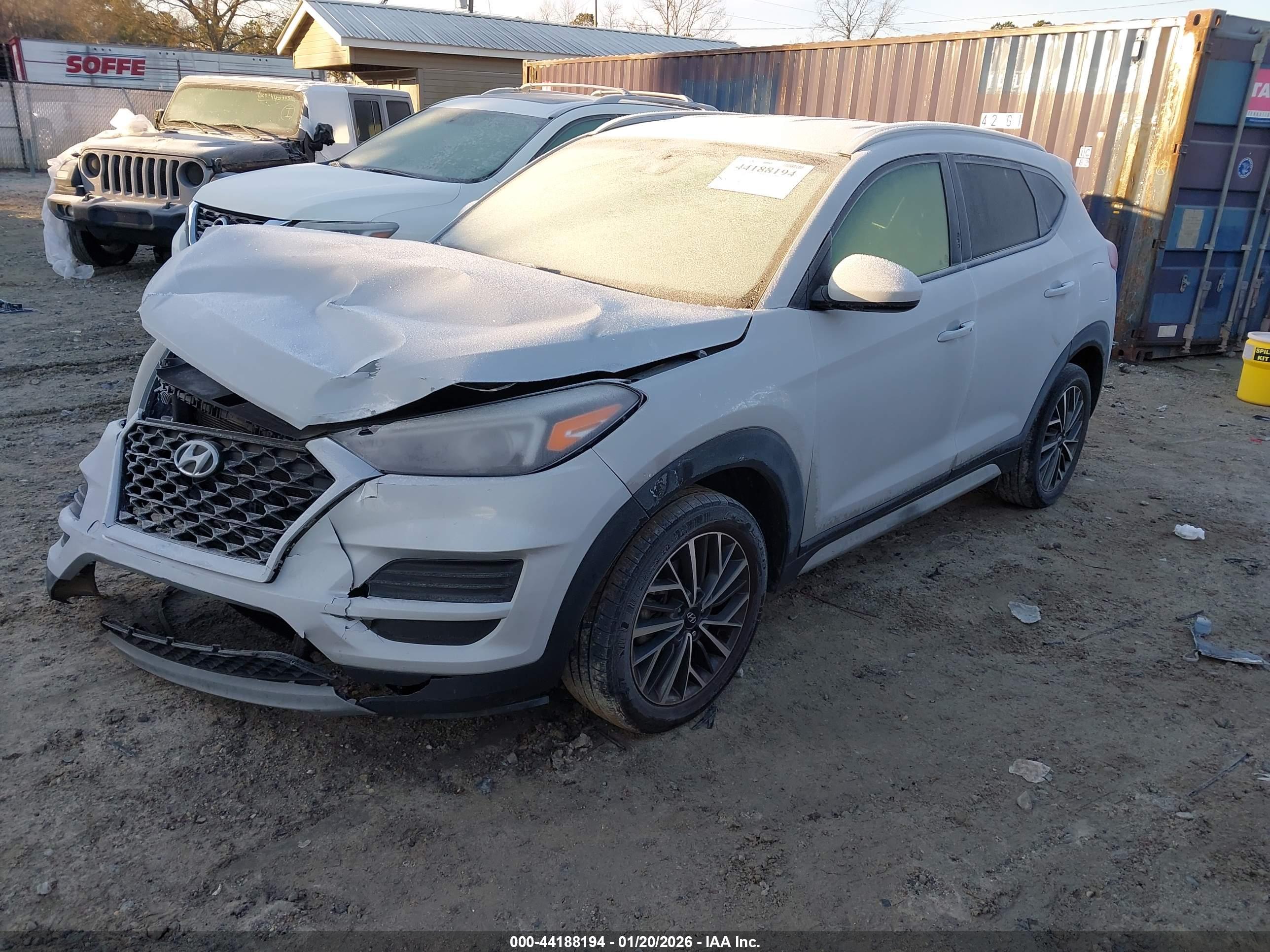 HYUNDAI TUCSON image 2