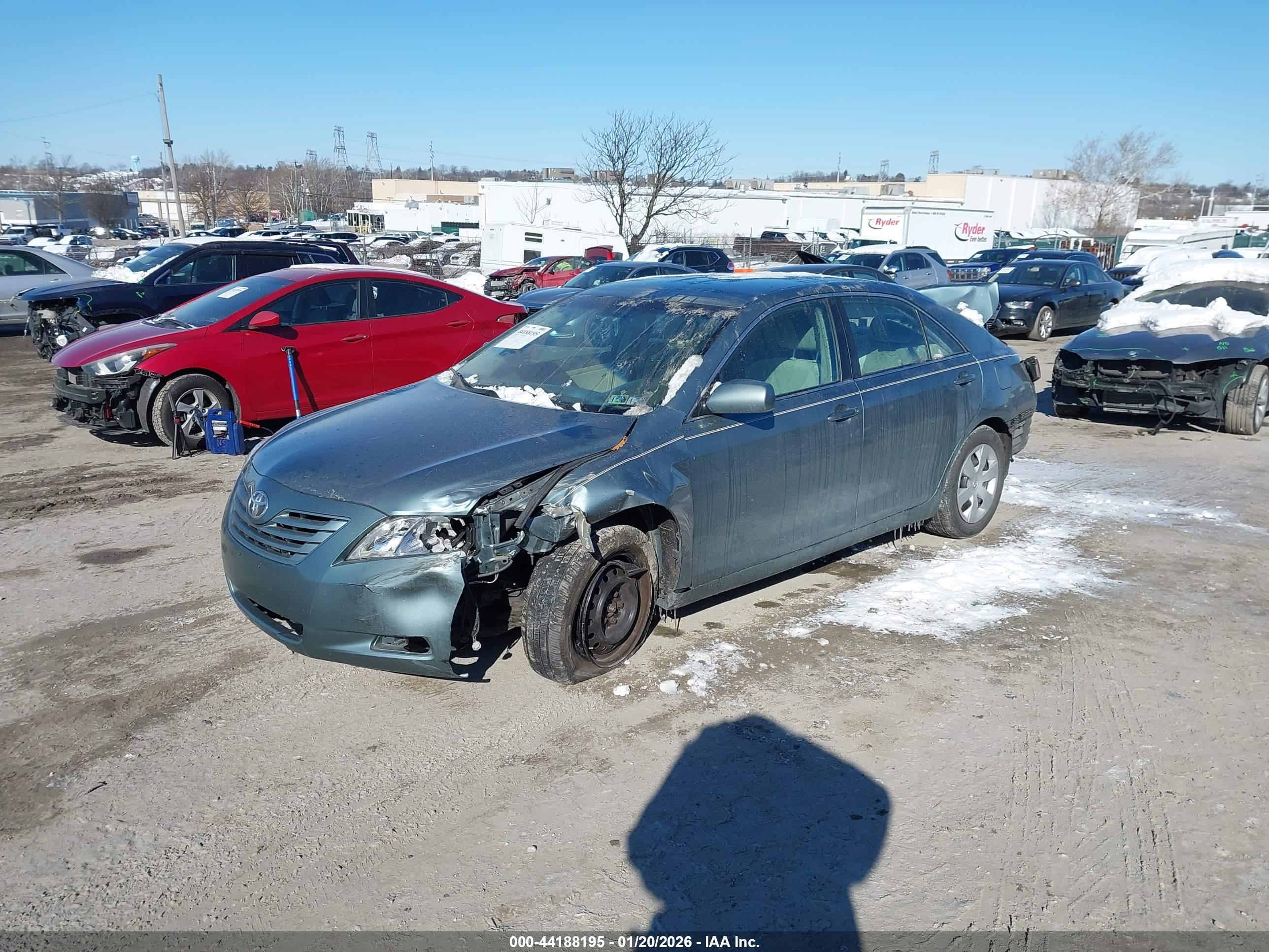 TOYOTA CAMRY image 2