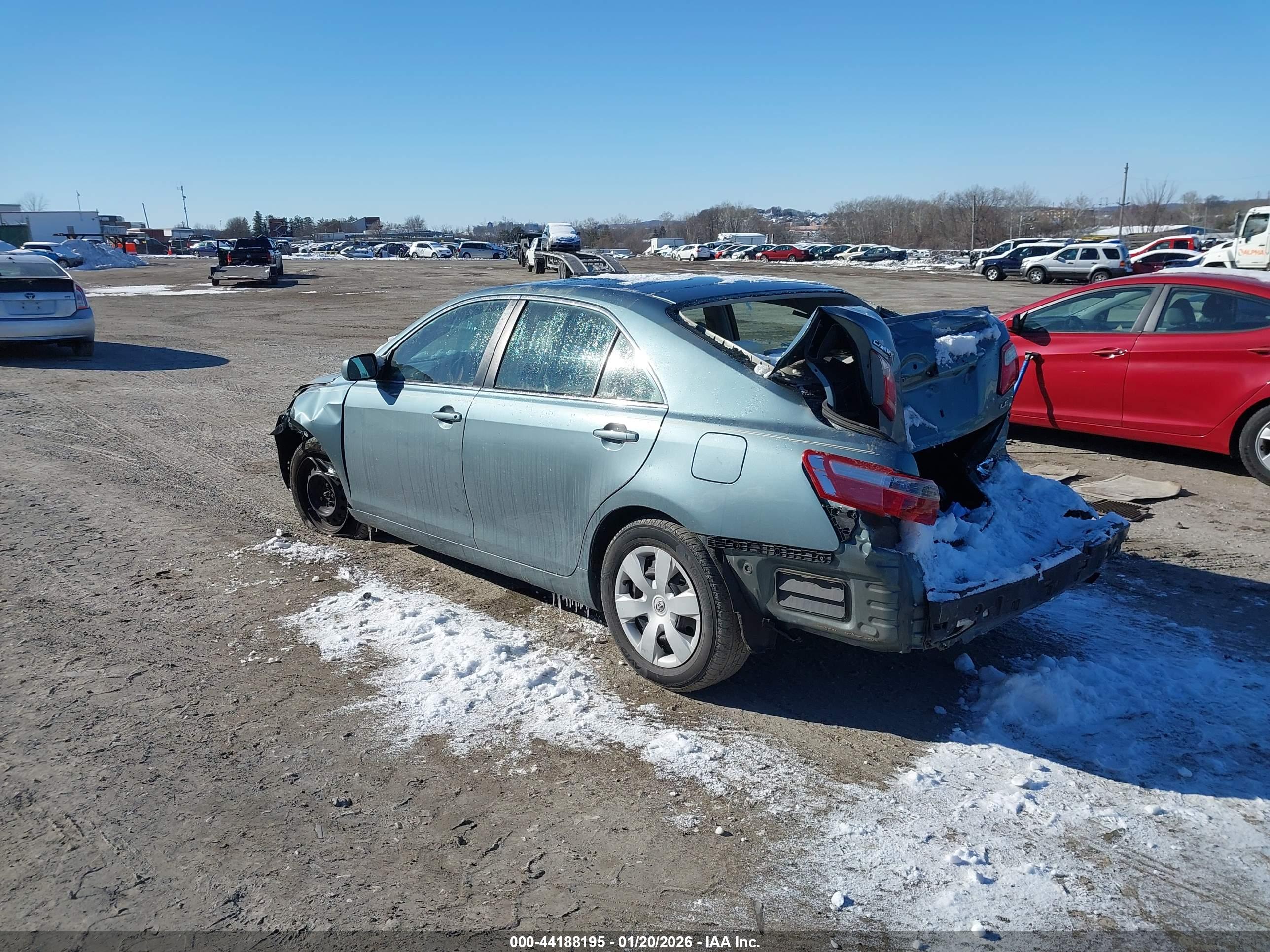 TOYOTA CAMRY image 3