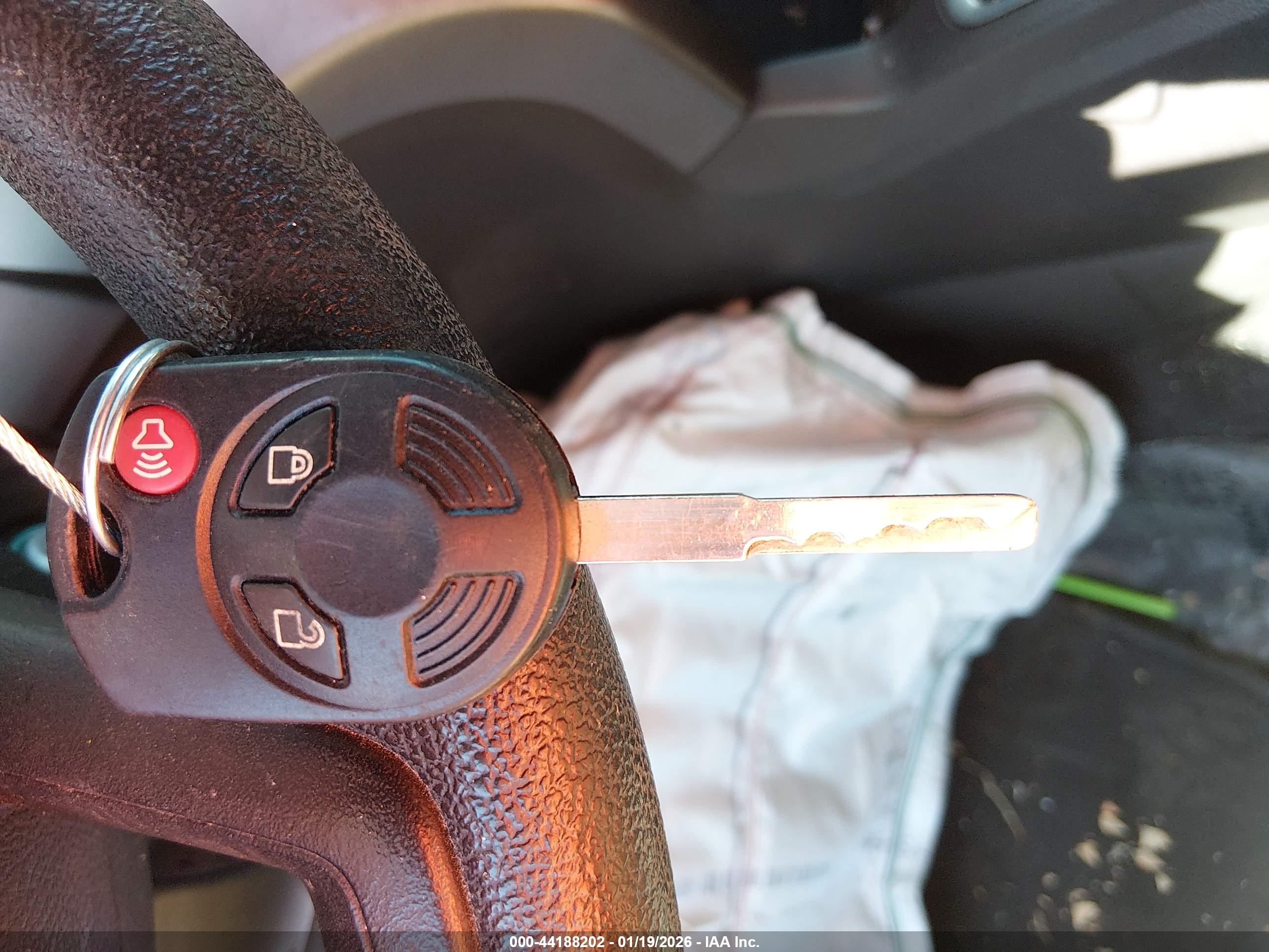 FORD ESCAPE image 11
