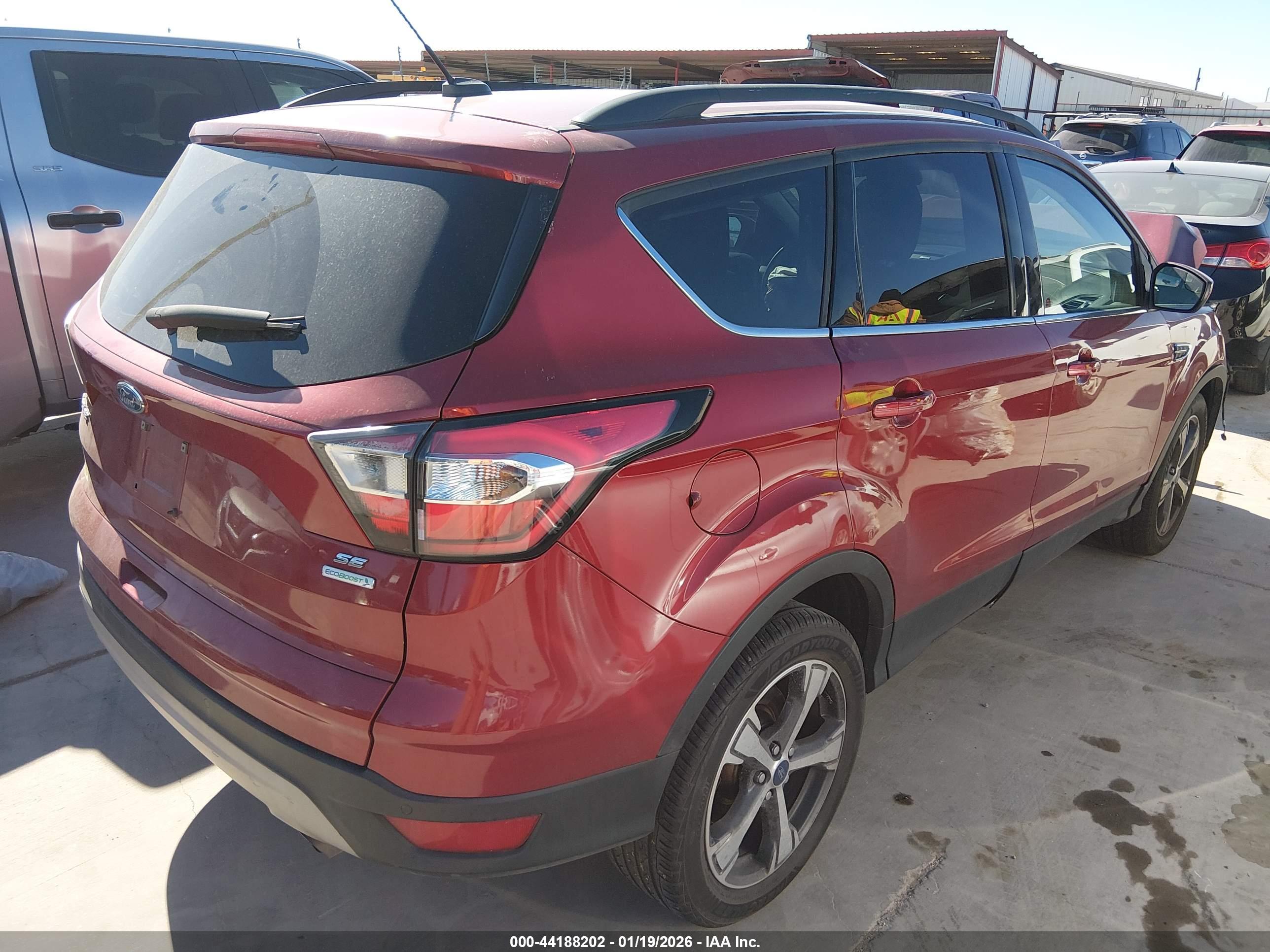 FORD ESCAPE image 4