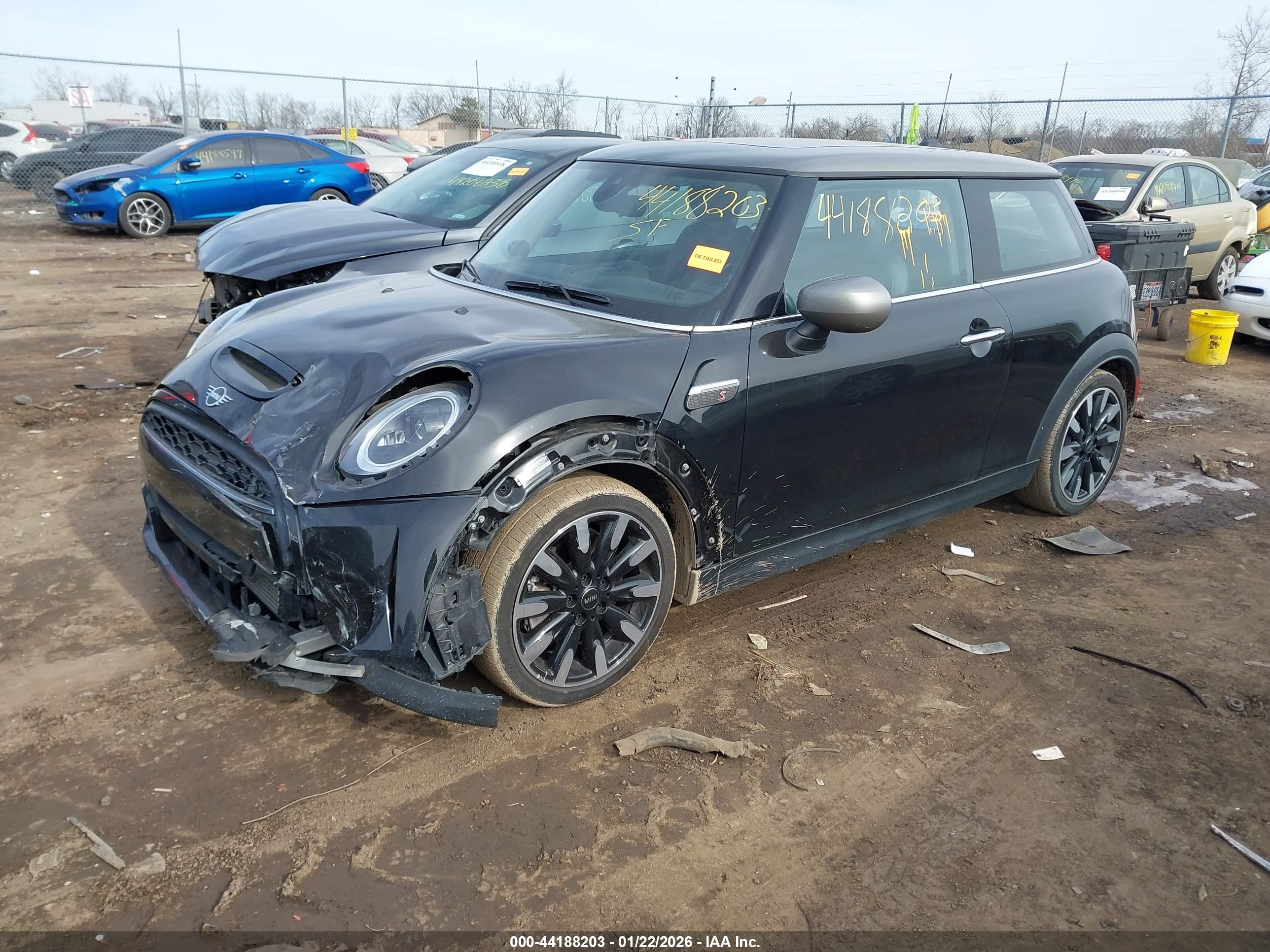 MINI HARDTOP image 2