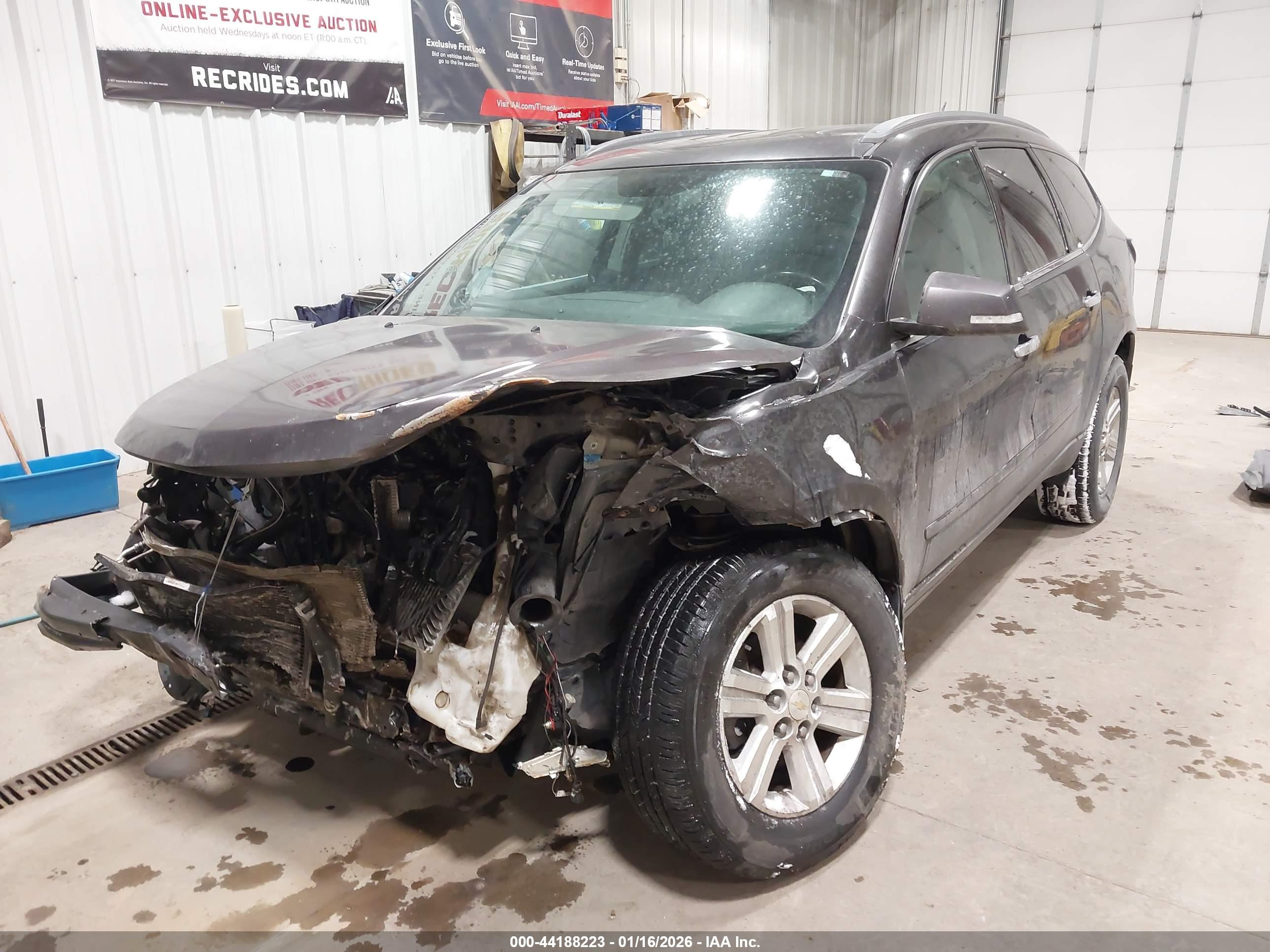 CHEVROLET TRAVERSE image 2