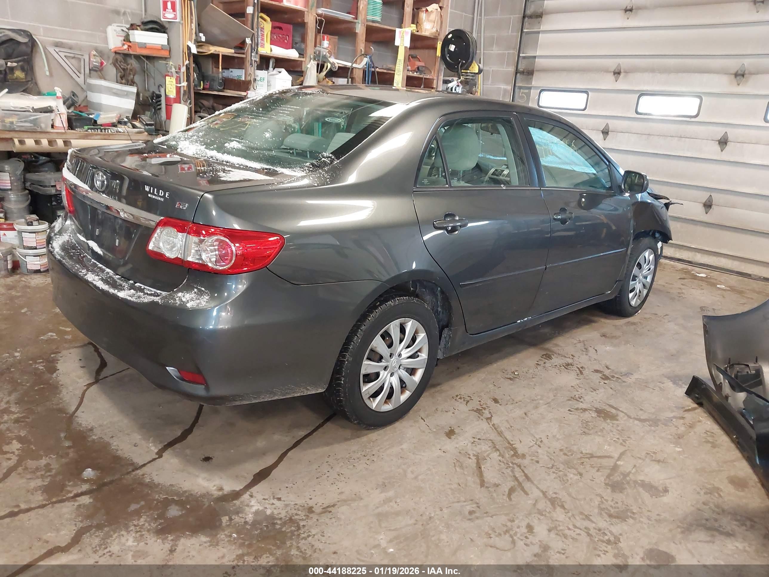 TOYOTA COROLLA image 4