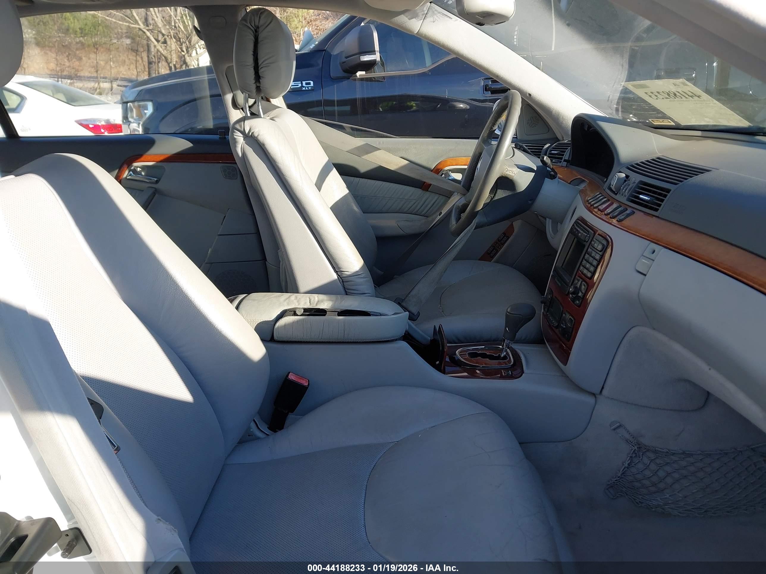 MERCEDES-BENZ S image 5