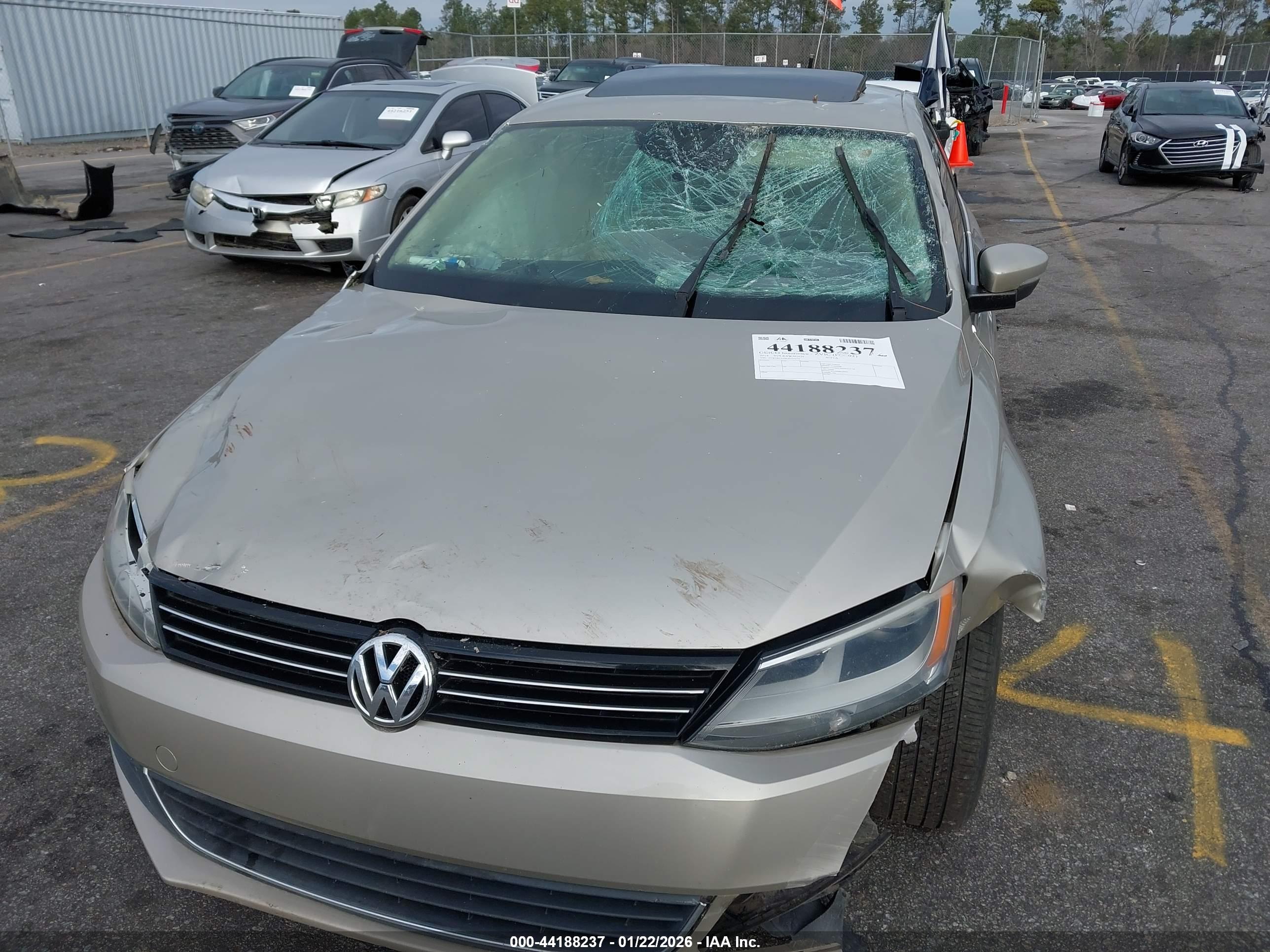 VOLKSWAGEN JETTA image 6