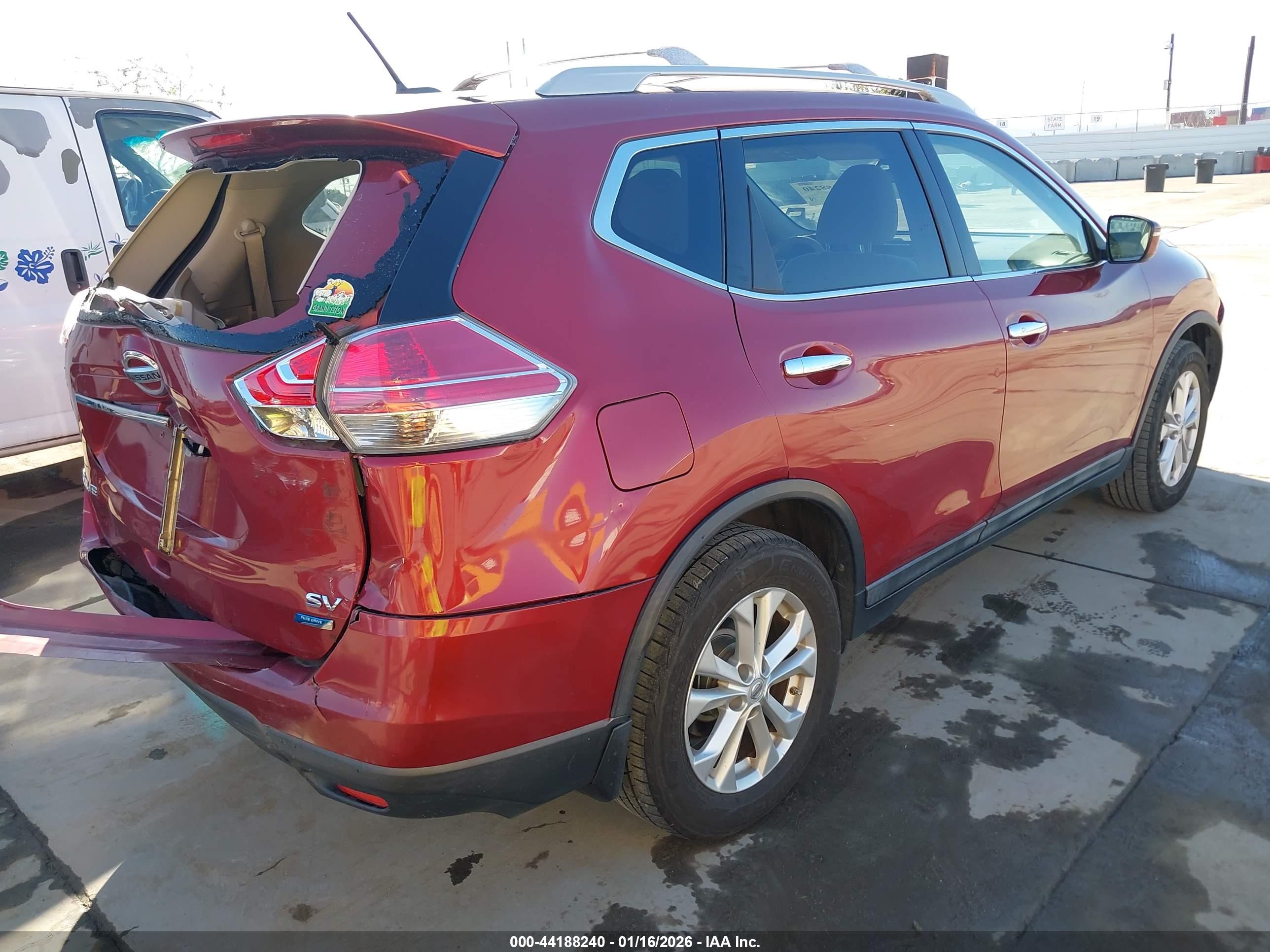 NISSAN ROGUE image 4
