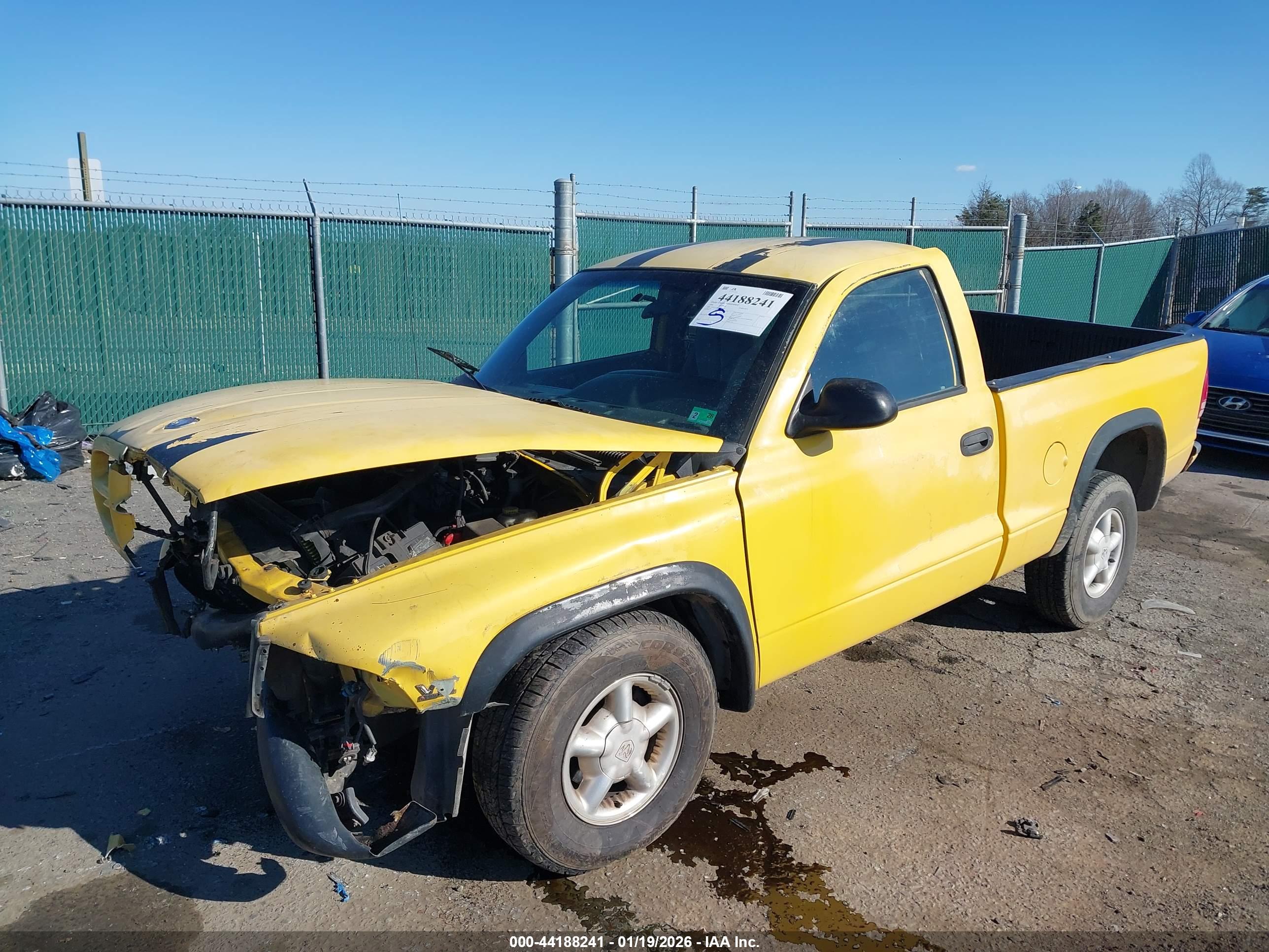 DODGE DAKOTA image 2