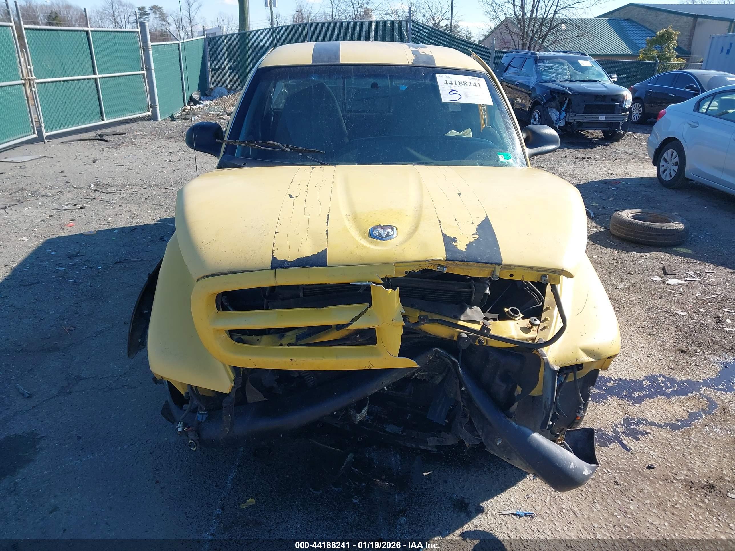 DODGE DAKOTA image 6