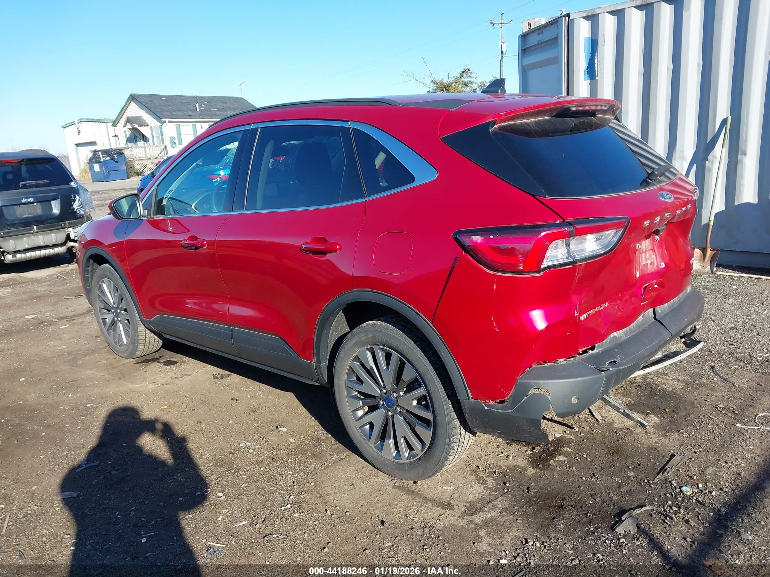 FORD ESCAPE image 3