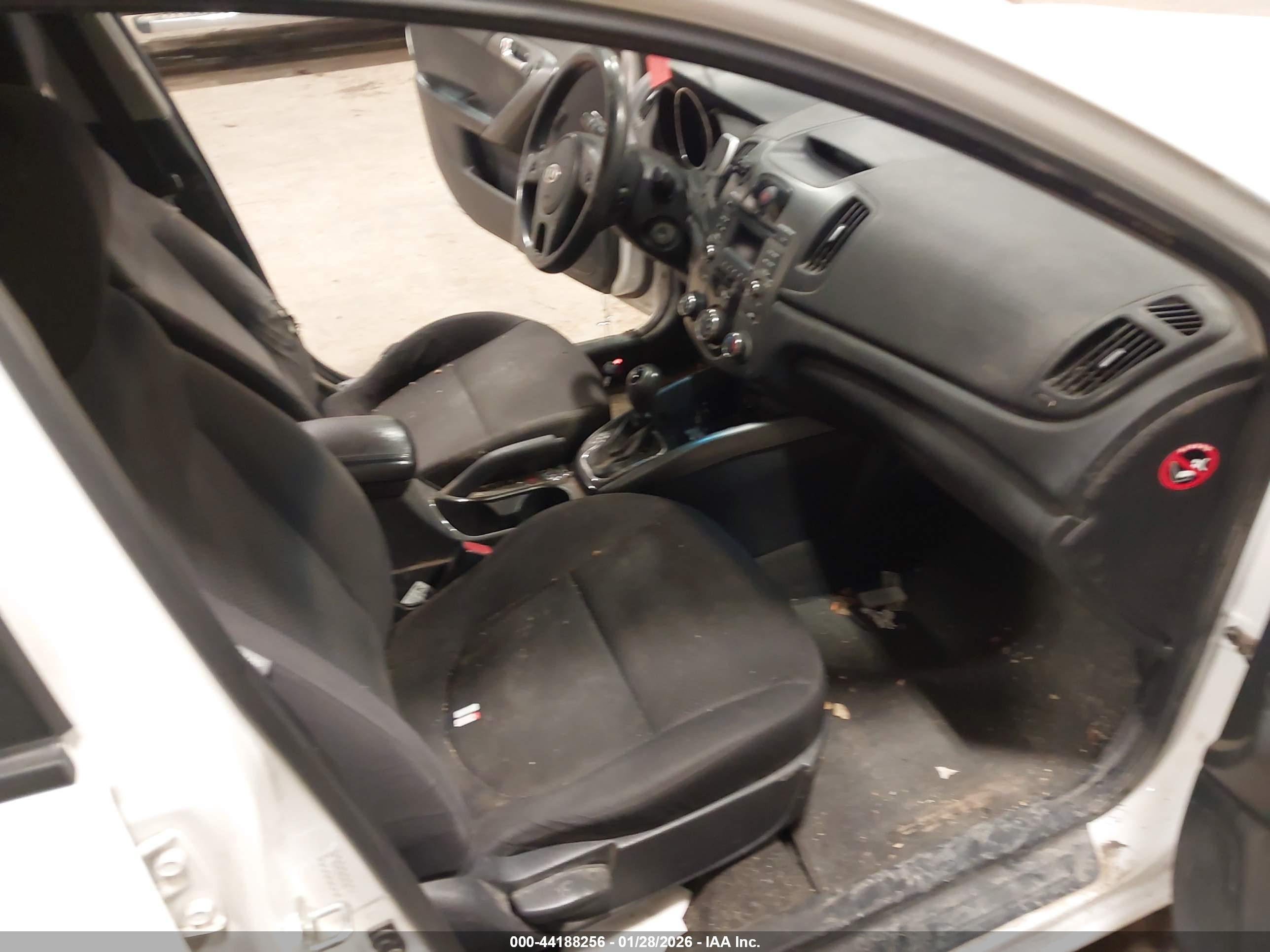 KIA FORTE image 5
