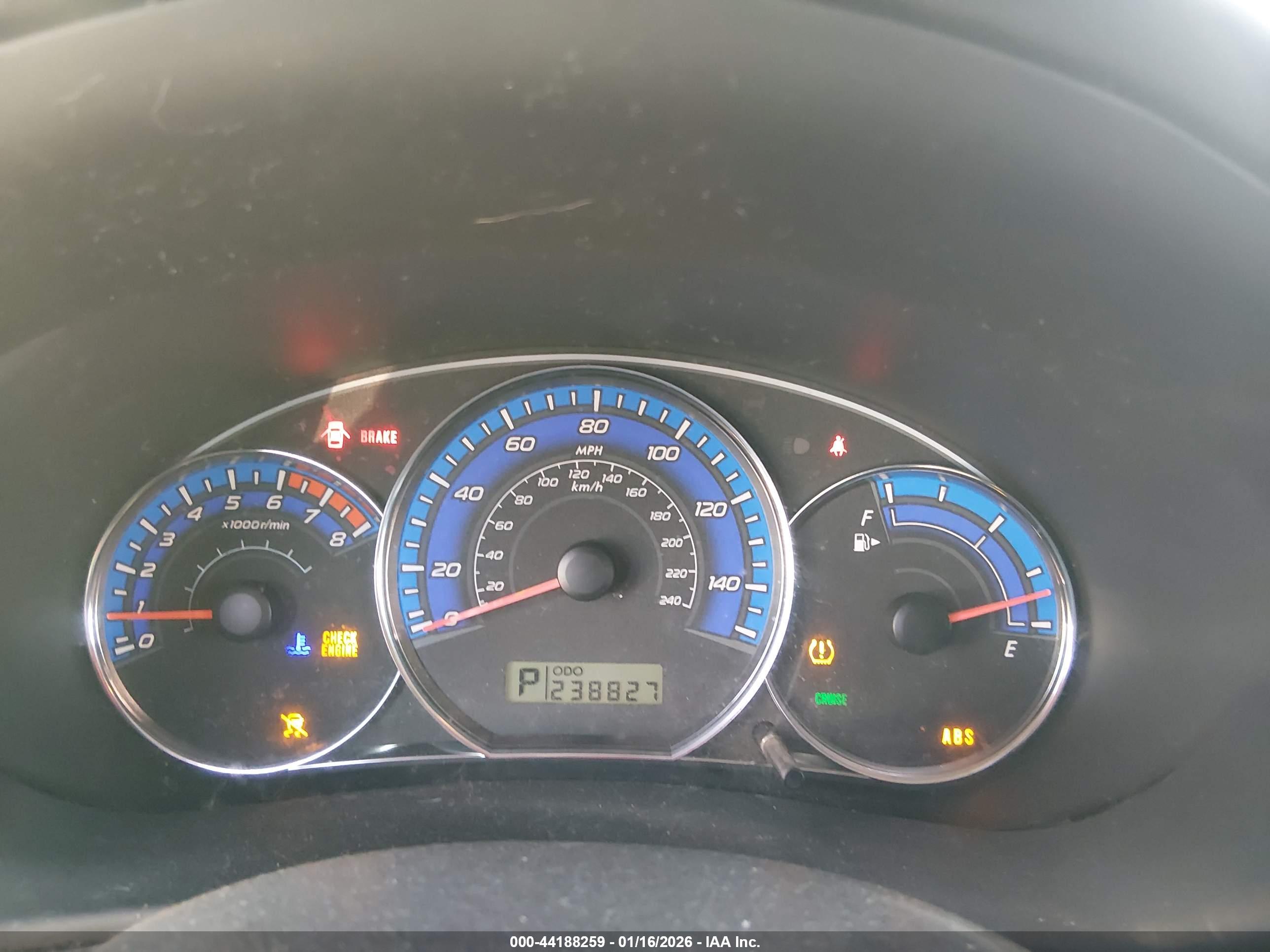 SUBARU FORESTER image 7