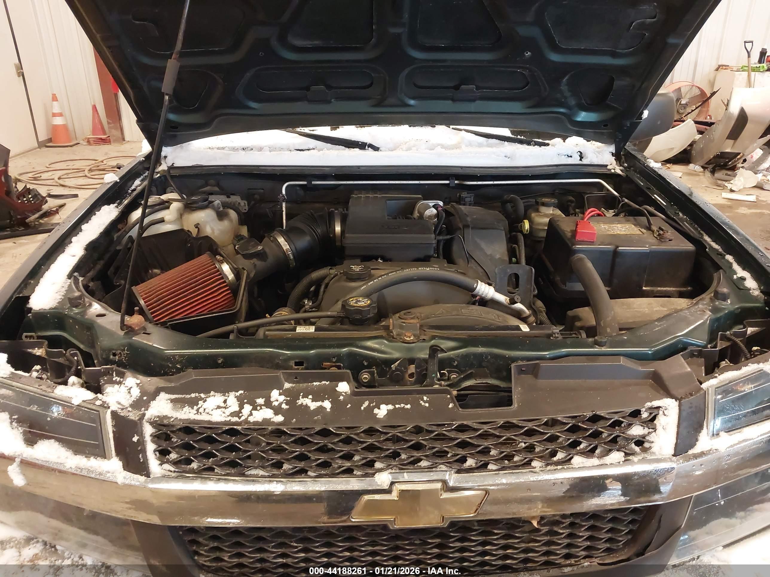 CHEVROLET COLORADO image 10