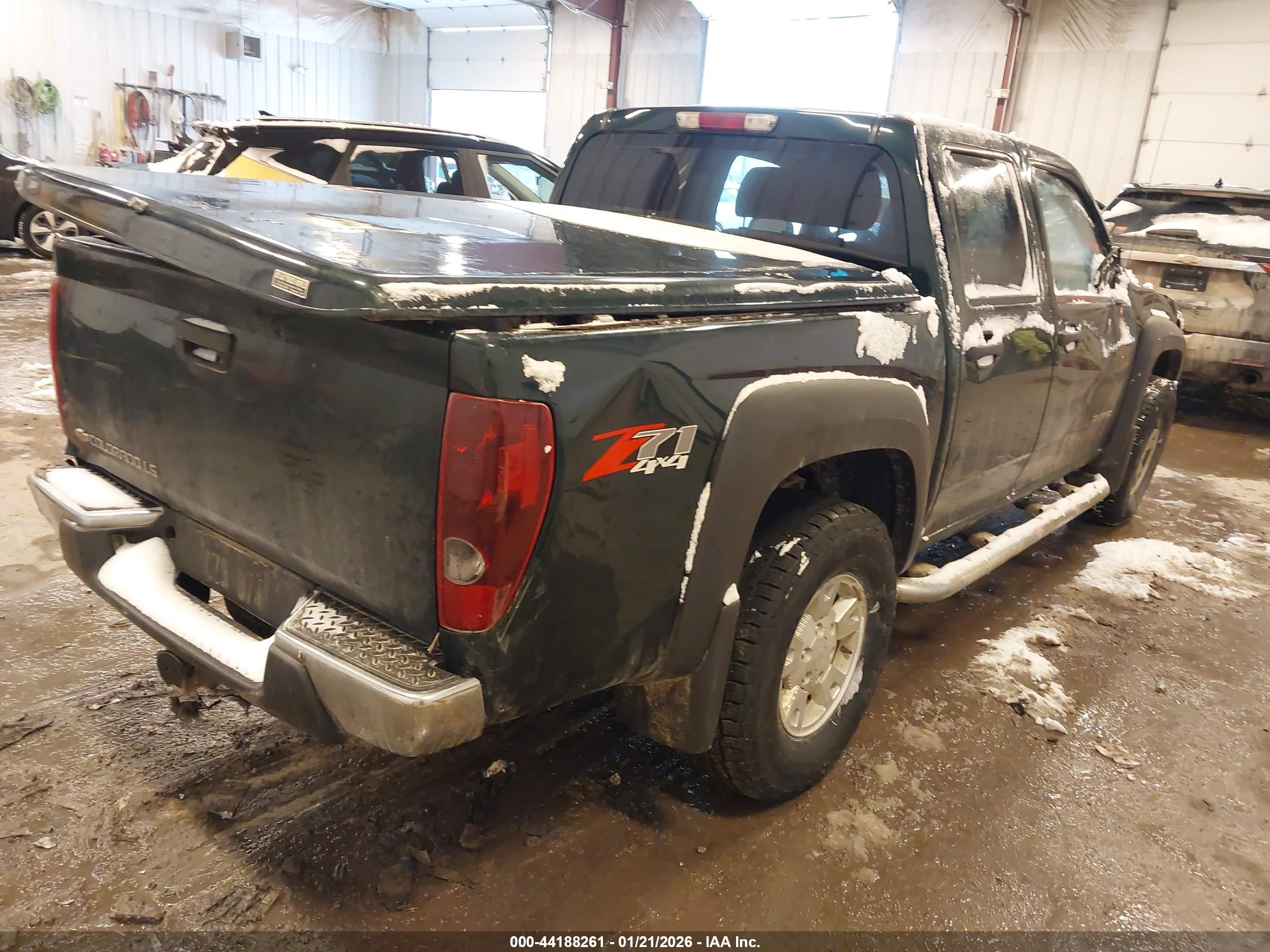 CHEVROLET COLORADO image 4