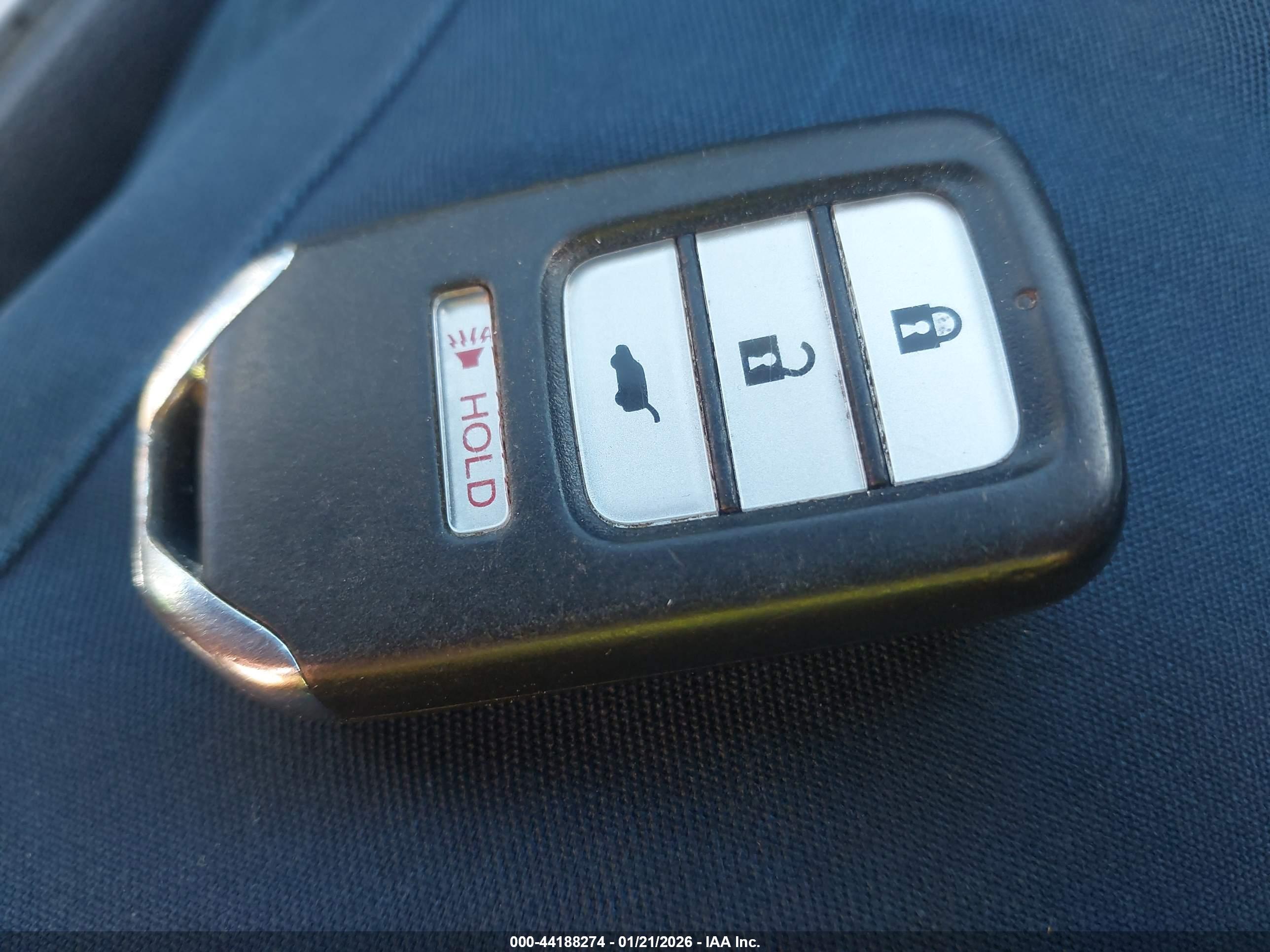 HONDA CR-V image 11