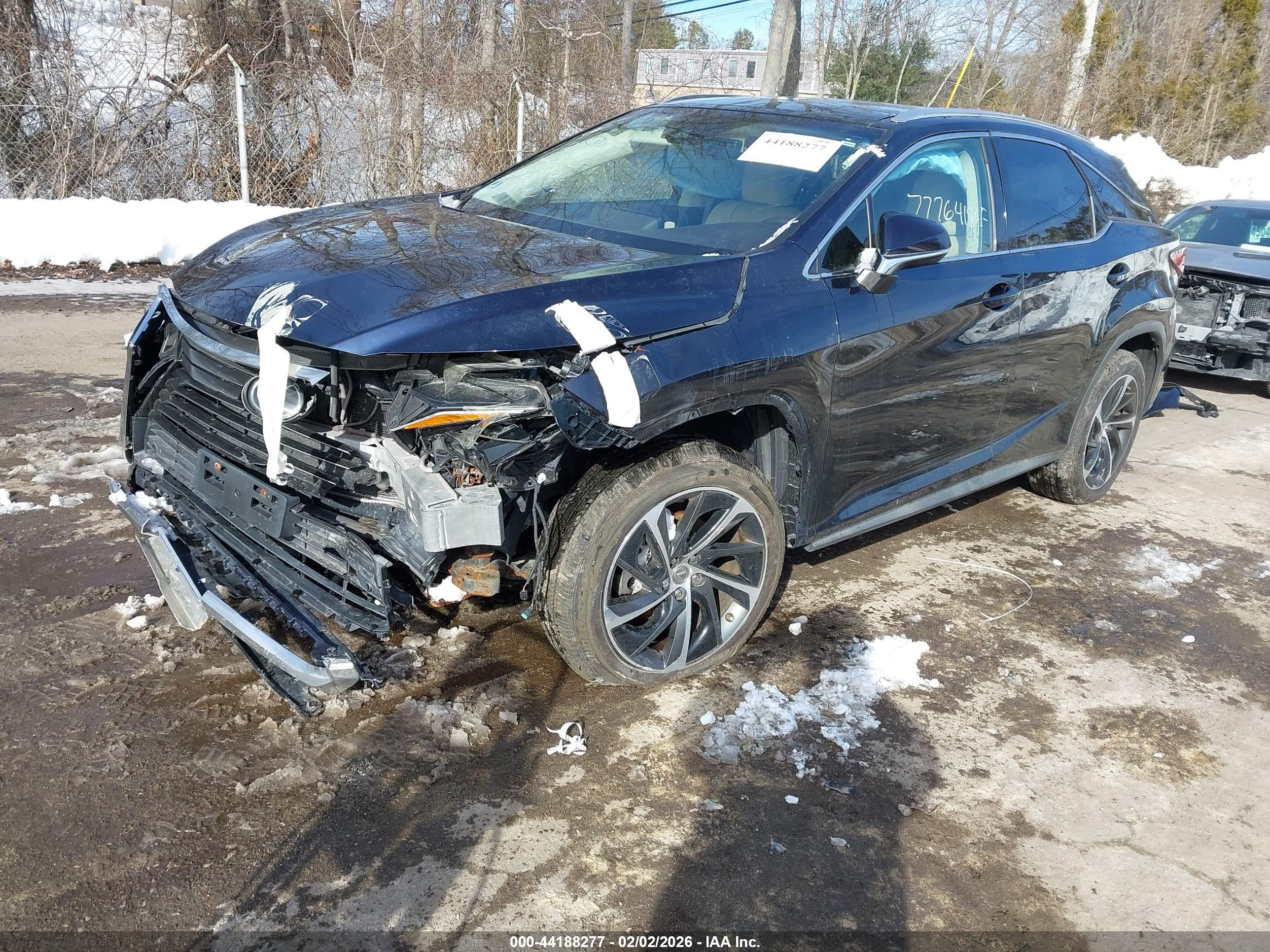 LEXUS RX image 2