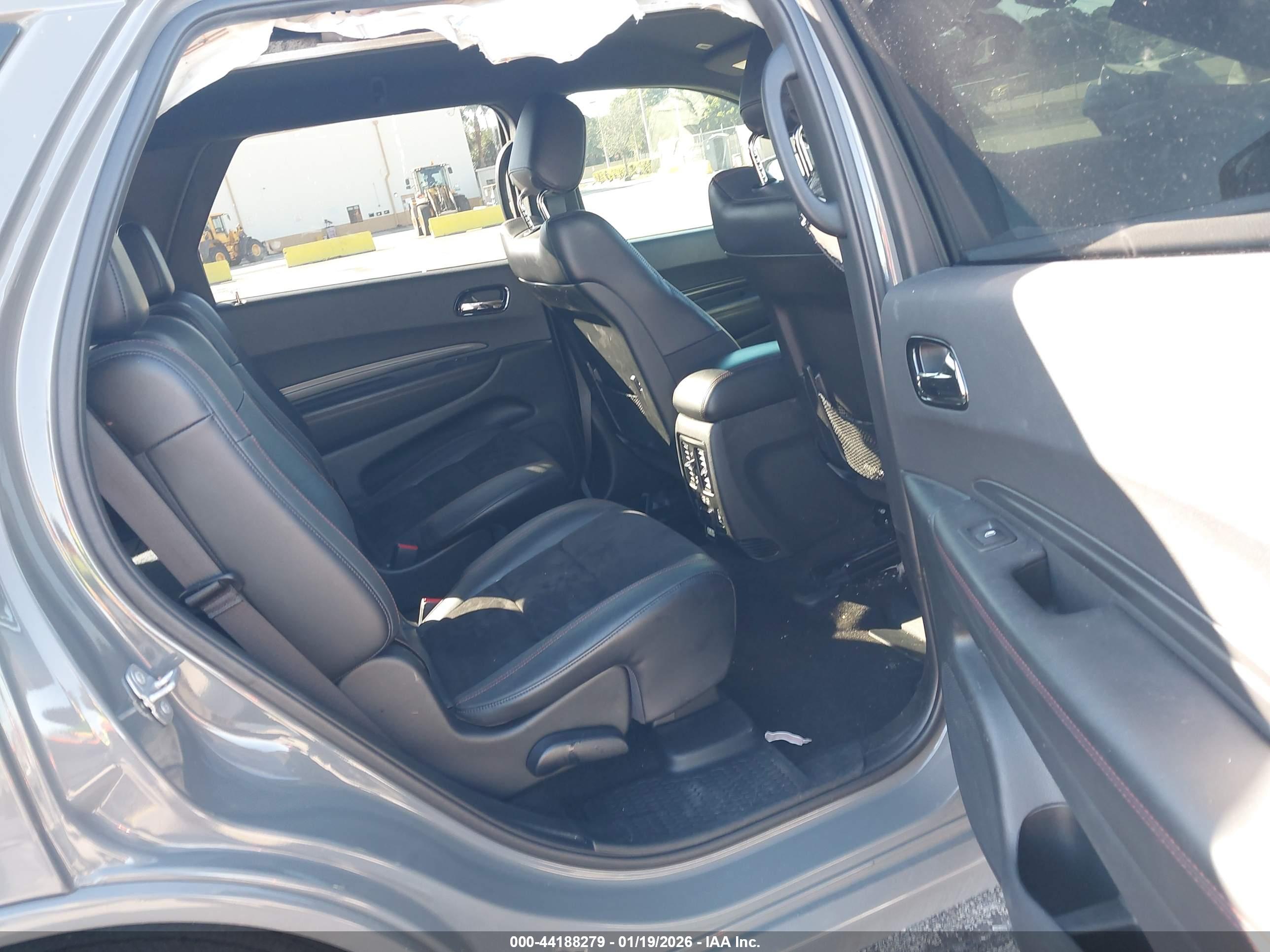 DODGE DURANGO image 8